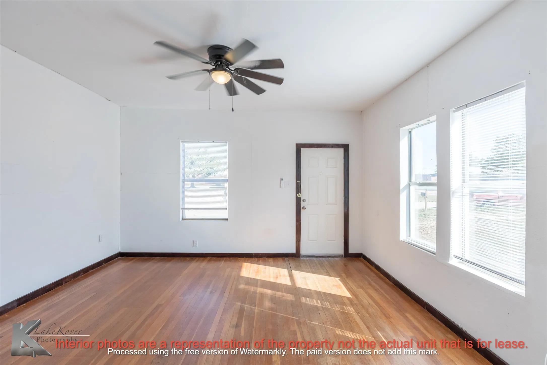 Duplex For Rent in Jones County , 344 SW Avenue A A, Hamlin, Texas 79520, 1 Bedroom, 1 Bathroom, Garage spaces, 650 Sqft, built in 1937, mls#21409108, Real Estate Agent in Hamlin, Homes For Rent in Jones county, Homes For Rent in Hamlin, Realtor in Hamlin Texas, Real Estate Brokerage Independent Realty Texas, Luminita Cordes Realtor