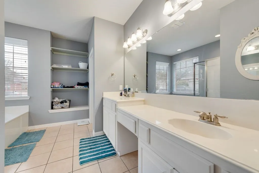 Single Family Residence For Sale in Dallas County , 6011 Crestridge Lane, Sachse, Texas 75048, 4 Bedroom, 4 Bathroom, 2 Garage spaces, 3,228 Sqft, built in 2004, mls#21409113, Real Estate Agent in Sachse, Homes For Sale in Dallas county, Homes For Sale in Sachse, Realtor in Sachse Texas, Real Estate Brokerage Independent Realty Texas, Luminita Cordes Realtor