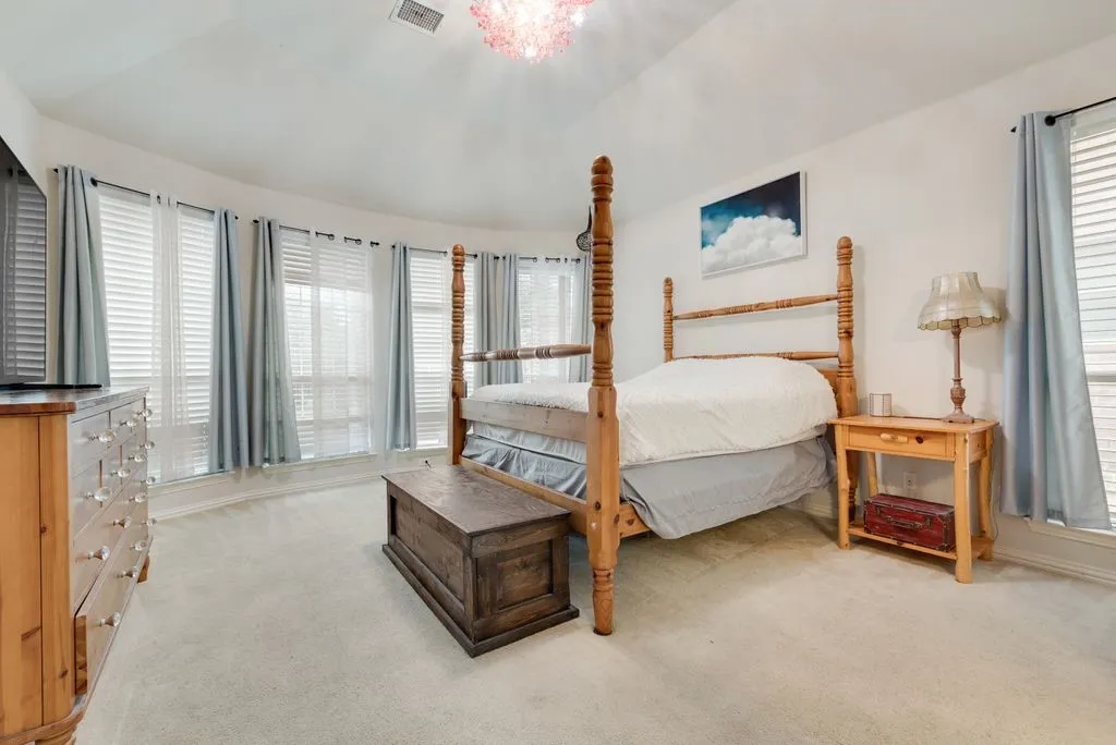 Single Family Residence For Sale in Dallas County , 6011 Crestridge Lane, Sachse, Texas 75048, 4 Bedroom, 4 Bathroom, 2 Garage spaces, 3,228 Sqft, built in 2004, mls#21409113, Real Estate Agent in Sachse, Homes For Sale in Dallas county, Homes For Sale in Sachse, Realtor in Sachse Texas, Real Estate Brokerage Independent Realty Texas, Luminita Cordes Realtor