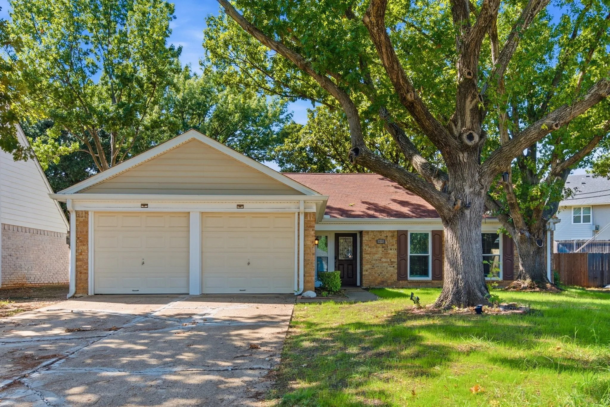 Single Family Residence For Sale