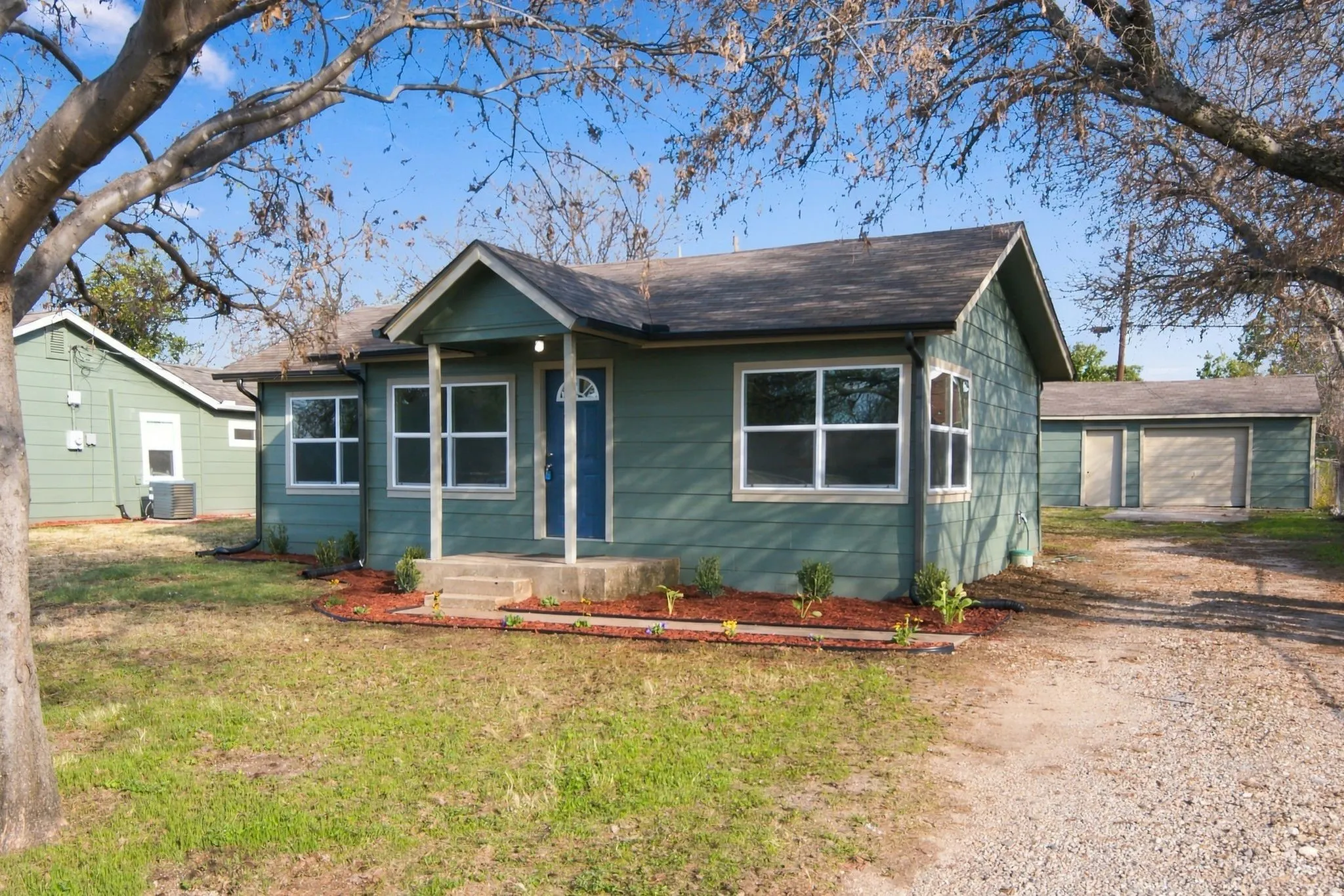 Single Family Residence For Sale