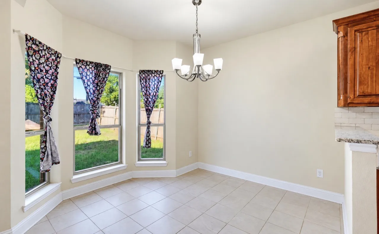 Single Family Residence For Rent in Tarrant County , 4721 Woodview Lane, Forest Hill, Texas 76140, 3 Bedroom, 2 Bathroom, 2 Garage spaces, 1,456 Sqft, built in 2017, mls#21409110, Real Estate Agent in Forest Hill, Homes For Rent in Tarrant county, Homes For Rent in Forest Hill, Realtor in Forest Hill Texas, Real Estate Brokerage Independent Realty Texas, Luminita Cordes Realtor