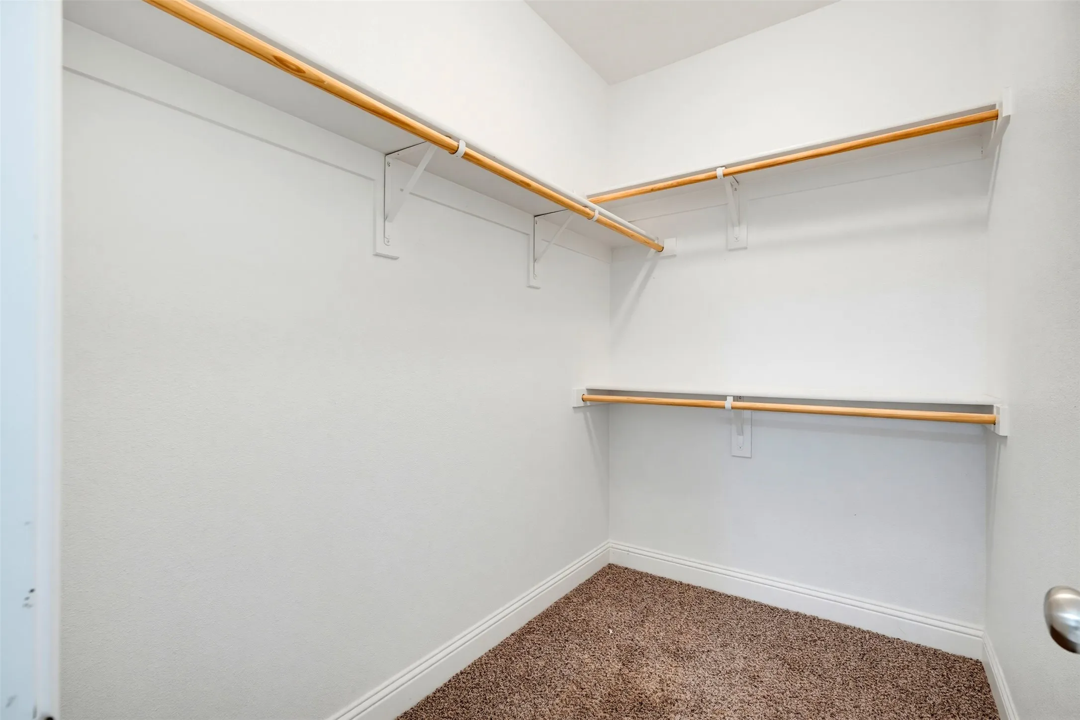 Single Family Residence For Rent in Tarrant County , 4721 Woodview Lane, Forest Hill, Texas 76140, 3 Bedroom, 2 Bathroom, 2 Garage spaces, 1,456 Sqft, built in 2017, mls#21409110, Real Estate Agent in Forest Hill, Homes For Rent in Tarrant county, Homes For Rent in Forest Hill, Realtor in Forest Hill Texas, Real Estate Brokerage Independent Realty Texas, Luminita Cordes Realtor