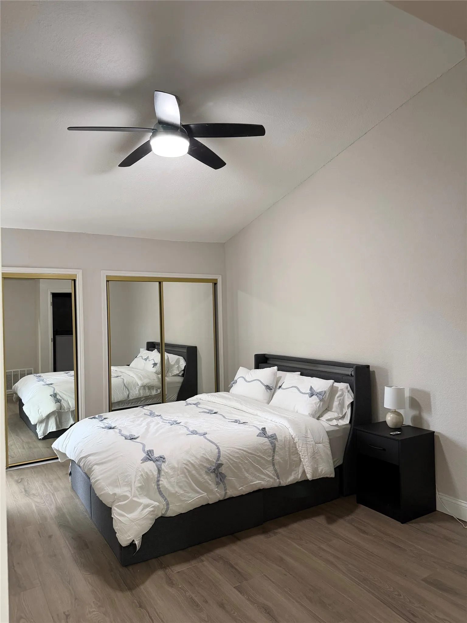 Primary suite