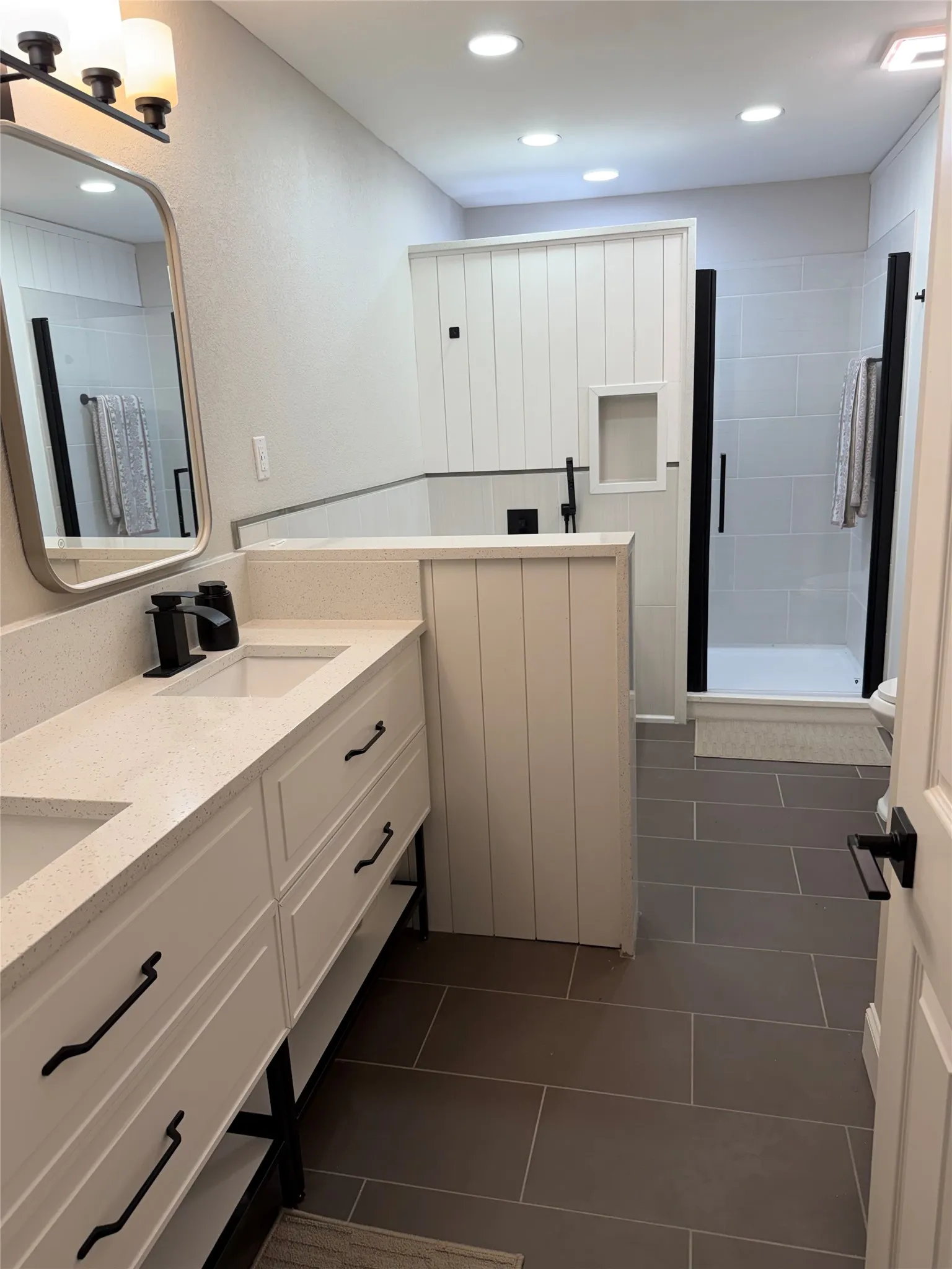 Primary bath