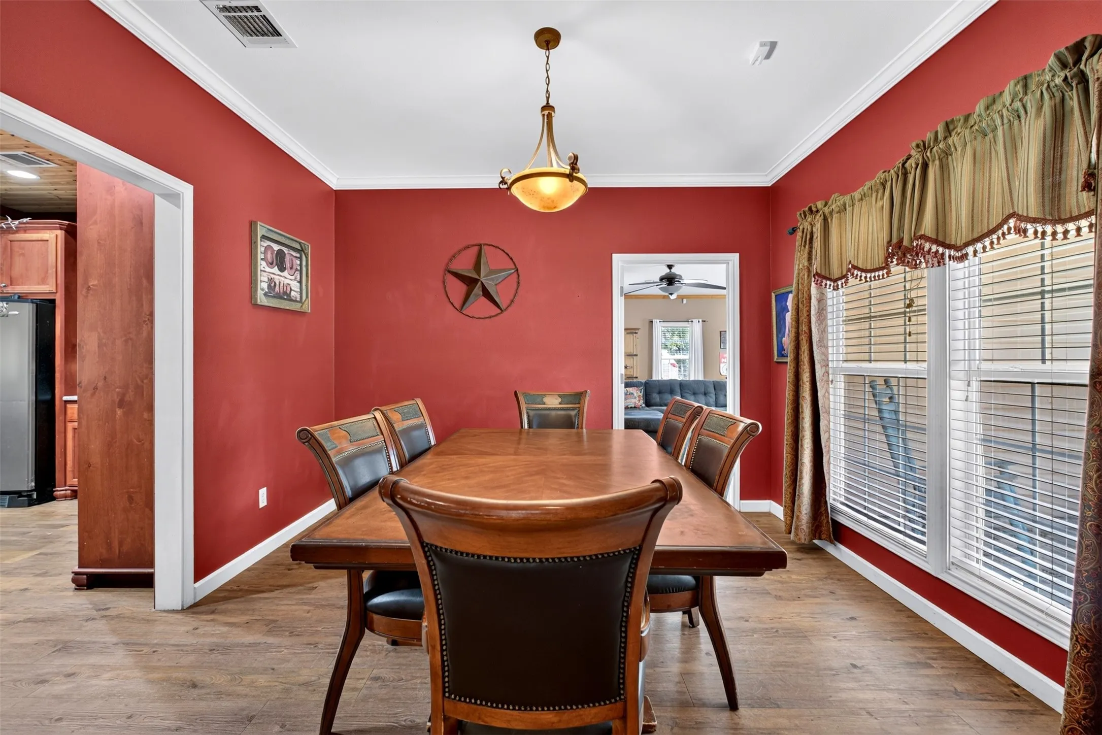 Farm For Sale in Anderson County , 15367 S State Highway 19, Elkhart, Texas 75839, 4 Bedroom, 3 Bathroom, Garage spaces, 2,940 Sqft, built in 2006, mls#21408930, Real Estate Agent in Elkhart, Homes For Sale in Anderson county, Homes For Sale in Elkhart, Realtor in Elkhart Texas, Real Estate Brokerage Independent Realty Texas, Luminita Cordes Realtor