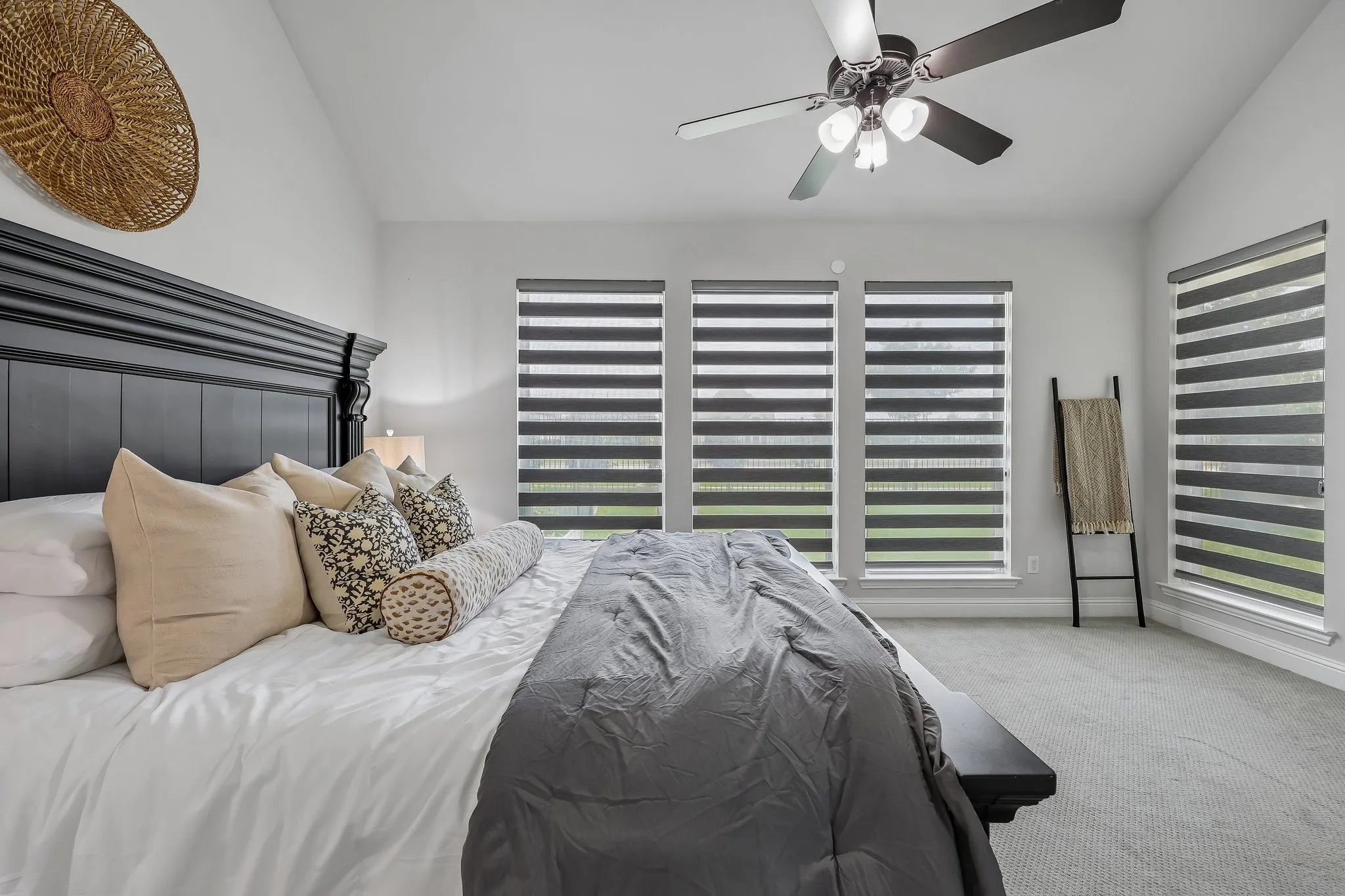 Single Family Residence For Rent in Collin County , 2351 Glen Heather Lane, Prosper, Texas 75078, 5 Bedroom, 5 Bathroom, 2 Garage spaces, 3,918 Sqft, built in 2022, mls#21409127, Real Estate Agent in Prosper, Homes For Rent in Collin county, Homes For Rent in Prosper, Realtor in Prosper Texas, Real Estate Brokerage Independent Realty Texas, Luminita Cordes Realtor