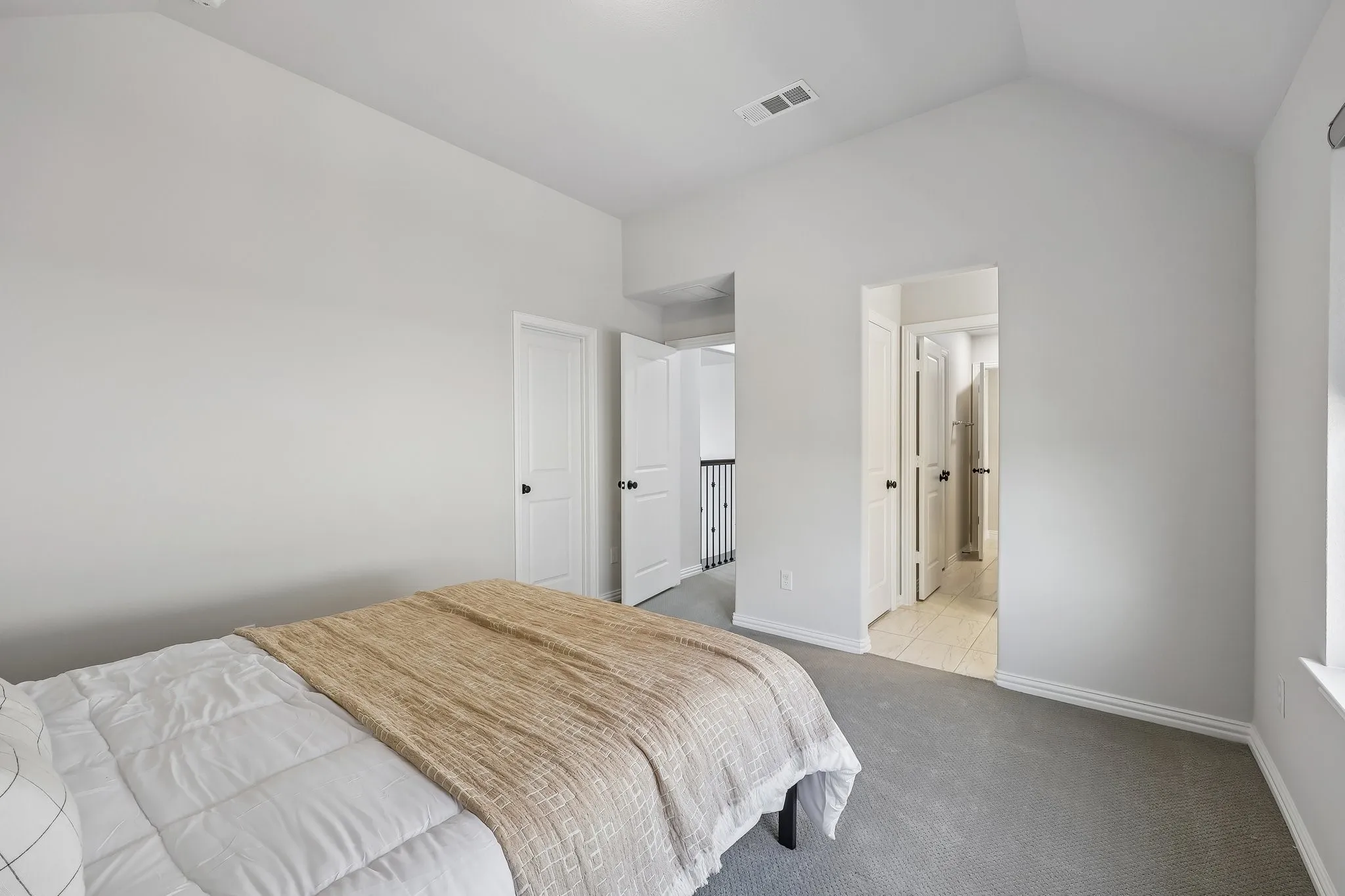 Single Family Residence For Rent in Collin County , 2351 Glen Heather Lane, Prosper, Texas 75078, 5 Bedroom, 5 Bathroom, 2 Garage spaces, 3,918 Sqft, built in 2022, mls#21409127, Real Estate Agent in Prosper, Homes For Rent in Collin county, Homes For Rent in Prosper, Realtor in Prosper Texas, Real Estate Brokerage Independent Realty Texas, Luminita Cordes Realtor