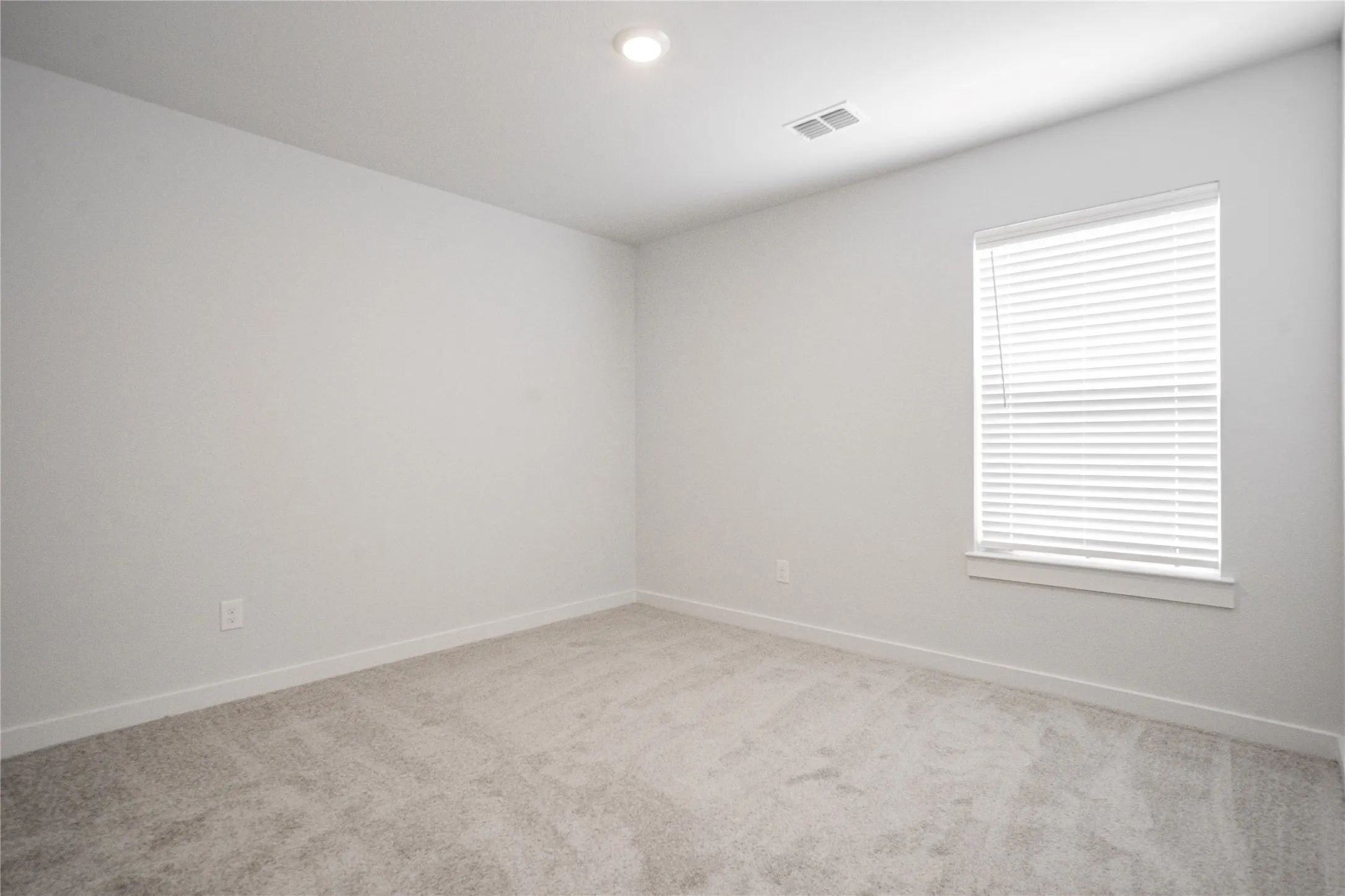 Single Family Residence For Rent in Collin County , 3108 Beau Daniel Drive, Royse City, Texas 75189, 5 Bedroom, 3 Bathroom, 2 Garage spaces, 2,126 Sqft, built in 2023, mls#21409135, Real Estate Agent in Royse City, Homes For Rent in Collin county, Homes For Rent in Royse City, Realtor in Royse City Texas, Real Estate Brokerage Independent Realty Texas, Luminita Cordes Realtor