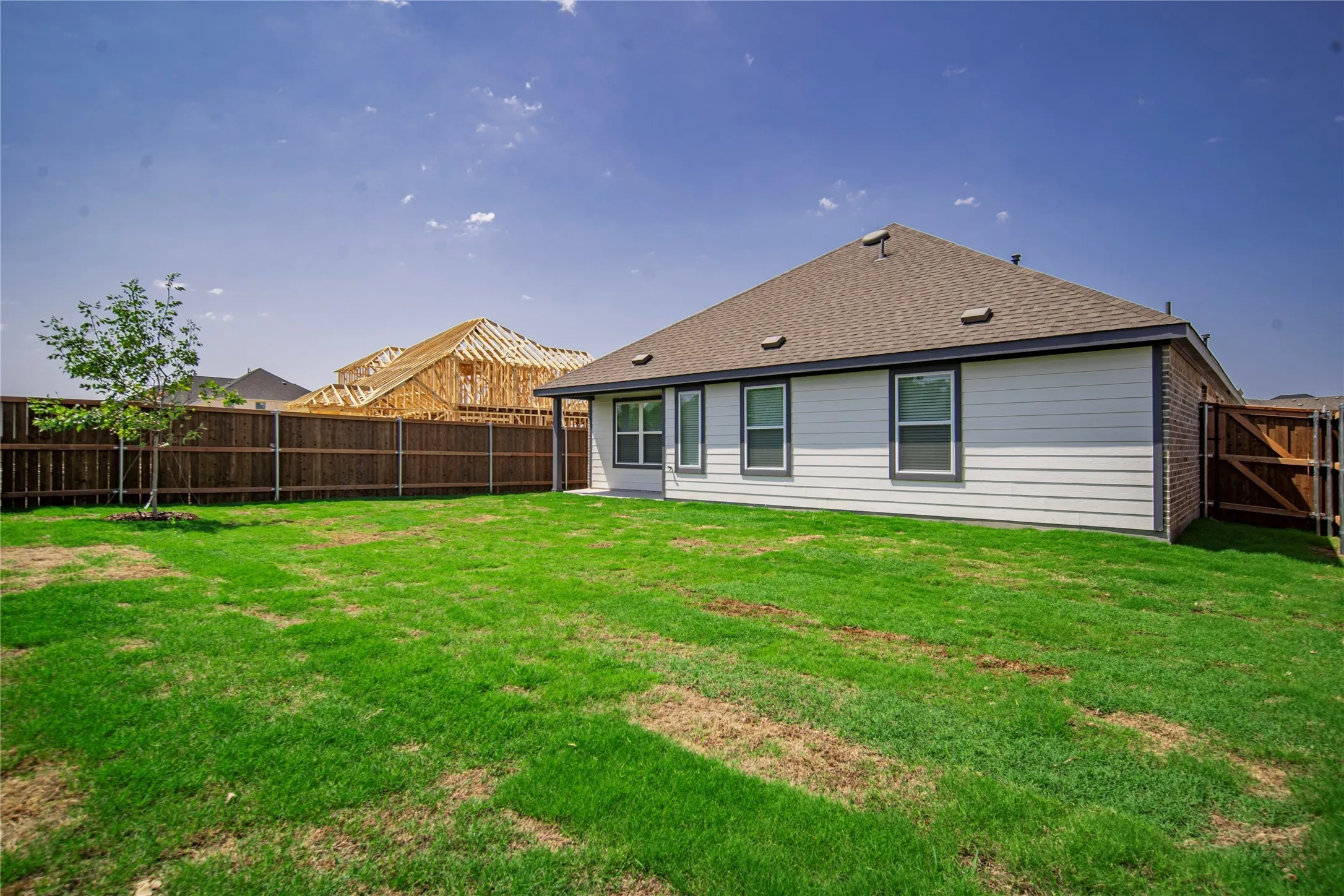 Single Family Residence For Rent in Collin County , 3108 Beau Daniel Drive, Royse City, Texas 75189, 5 Bedroom, 3 Bathroom, 2 Garage spaces, 2,126 Sqft, built in 2023, mls#21409135, Real Estate Agent in Royse City, Homes For Rent in Collin county, Homes For Rent in Royse City, Realtor in Royse City Texas, Real Estate Brokerage Independent Realty Texas, Luminita Cordes Realtor