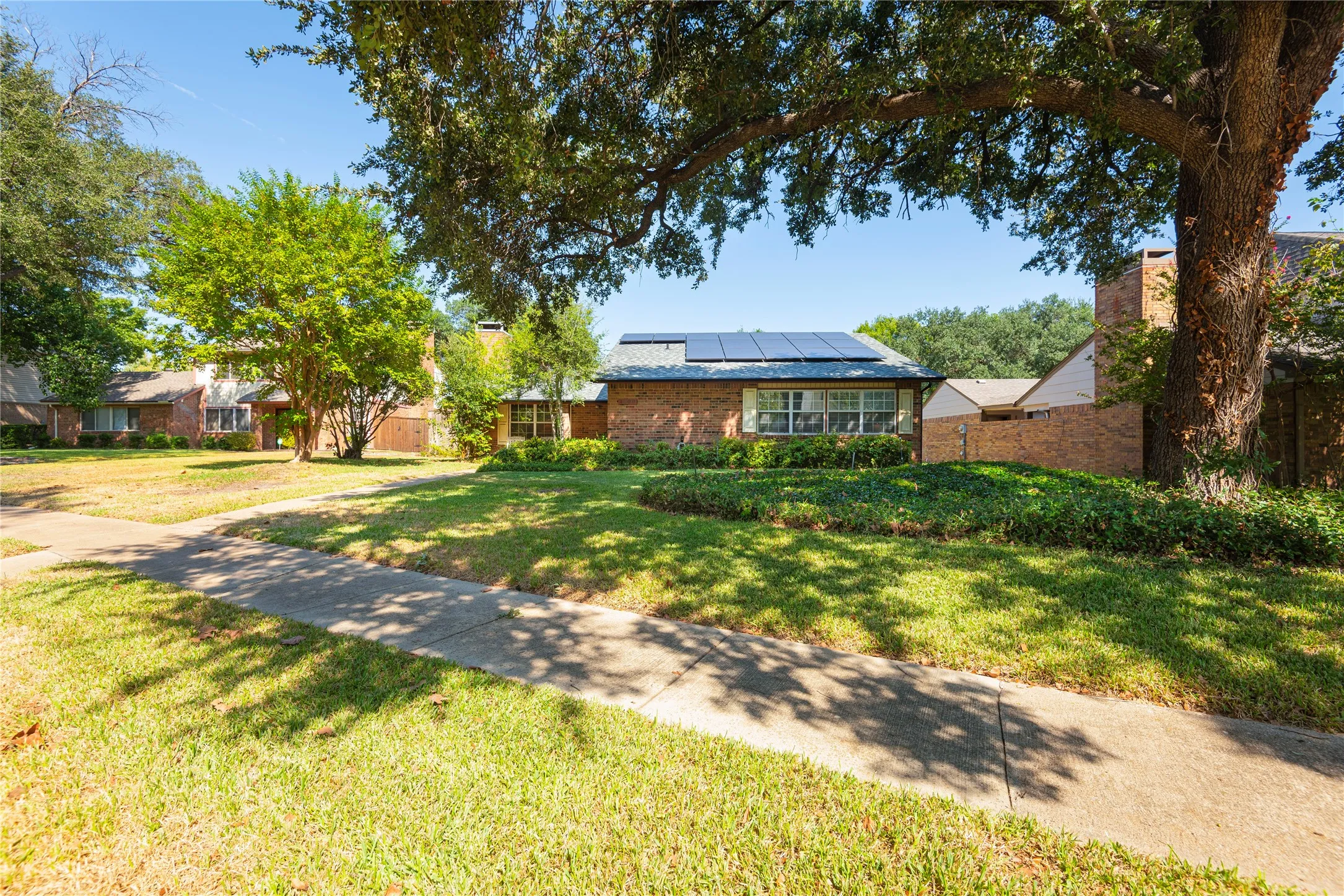 Single Family Residence For Sale