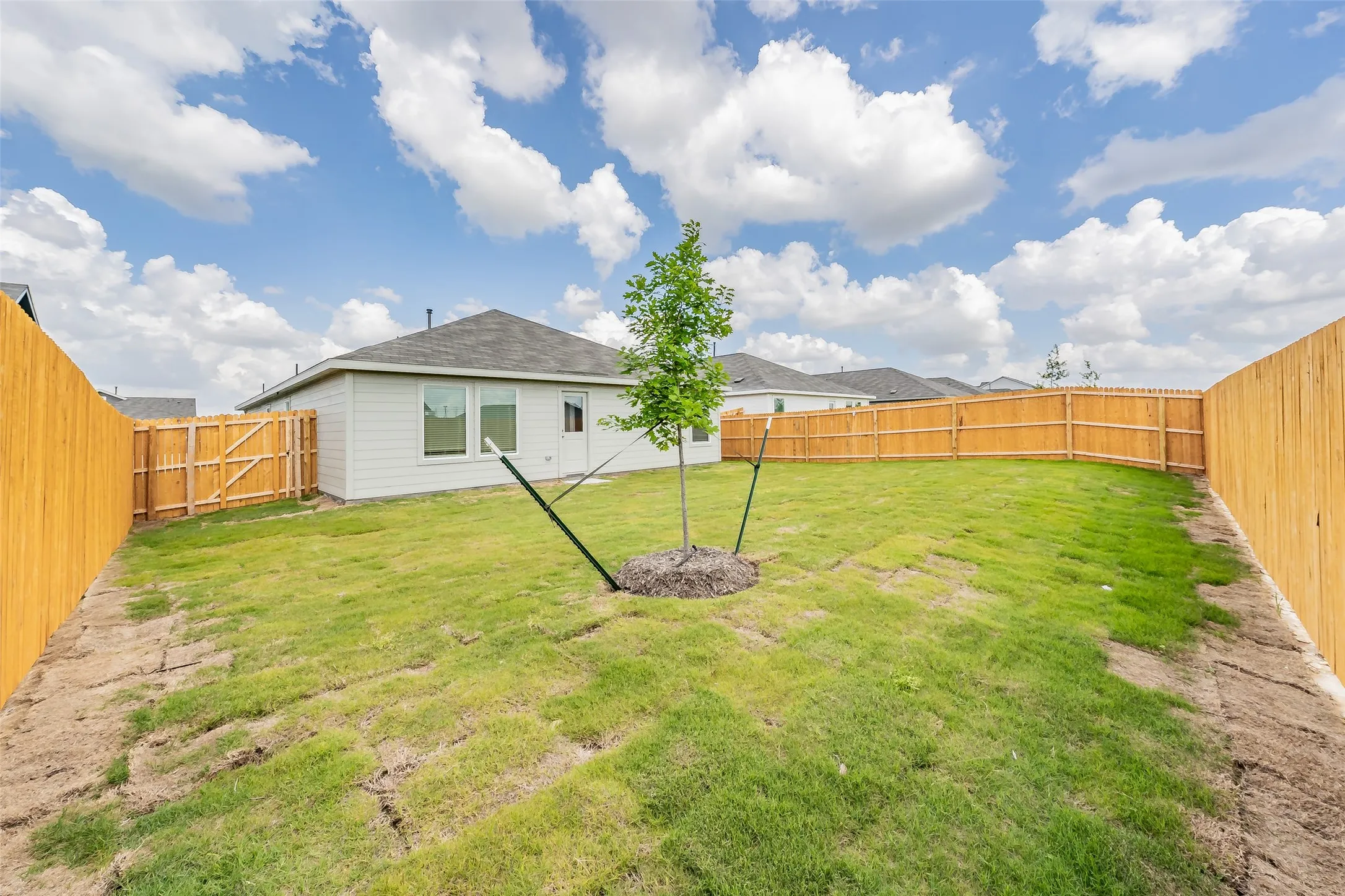 Single Family Residence For Rent in Tarrant County , 3013 Tooley Drive, Fort Worth, Texas 76179, 4 Bedroom, 2 Bathroom, 2 Garage spaces, 1,667 Sqft, built in 2026, mls#21408311, Real Estate Agent in Fort Worth, Homes For Rent in Tarrant county, Homes For Rent in Fort Worth, Realtor in Fort Worth Texas, Real Estate Brokerage Independent Realty Texas, Luminita Cordes Realtor
