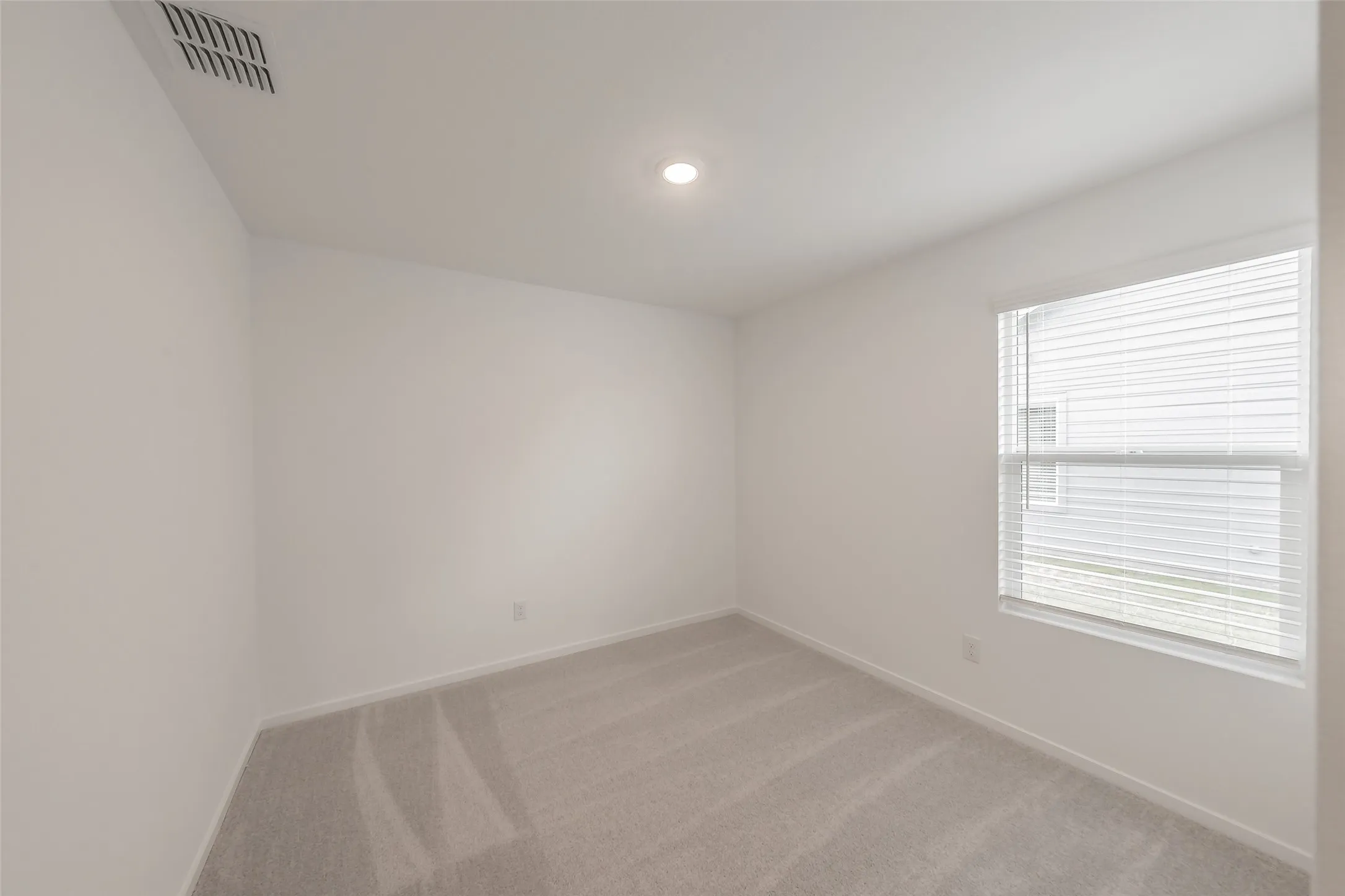 Single Family Residence For Rent in Tarrant County , 3013 Tooley Drive, Fort Worth, Texas 76179, 4 Bedroom, 2 Bathroom, 2 Garage spaces, 1,667 Sqft, built in 2026, mls#21408311, Real Estate Agent in Fort Worth, Homes For Rent in Tarrant county, Homes For Rent in Fort Worth, Realtor in Fort Worth Texas, Real Estate Brokerage Independent Realty Texas, Luminita Cordes Realtor