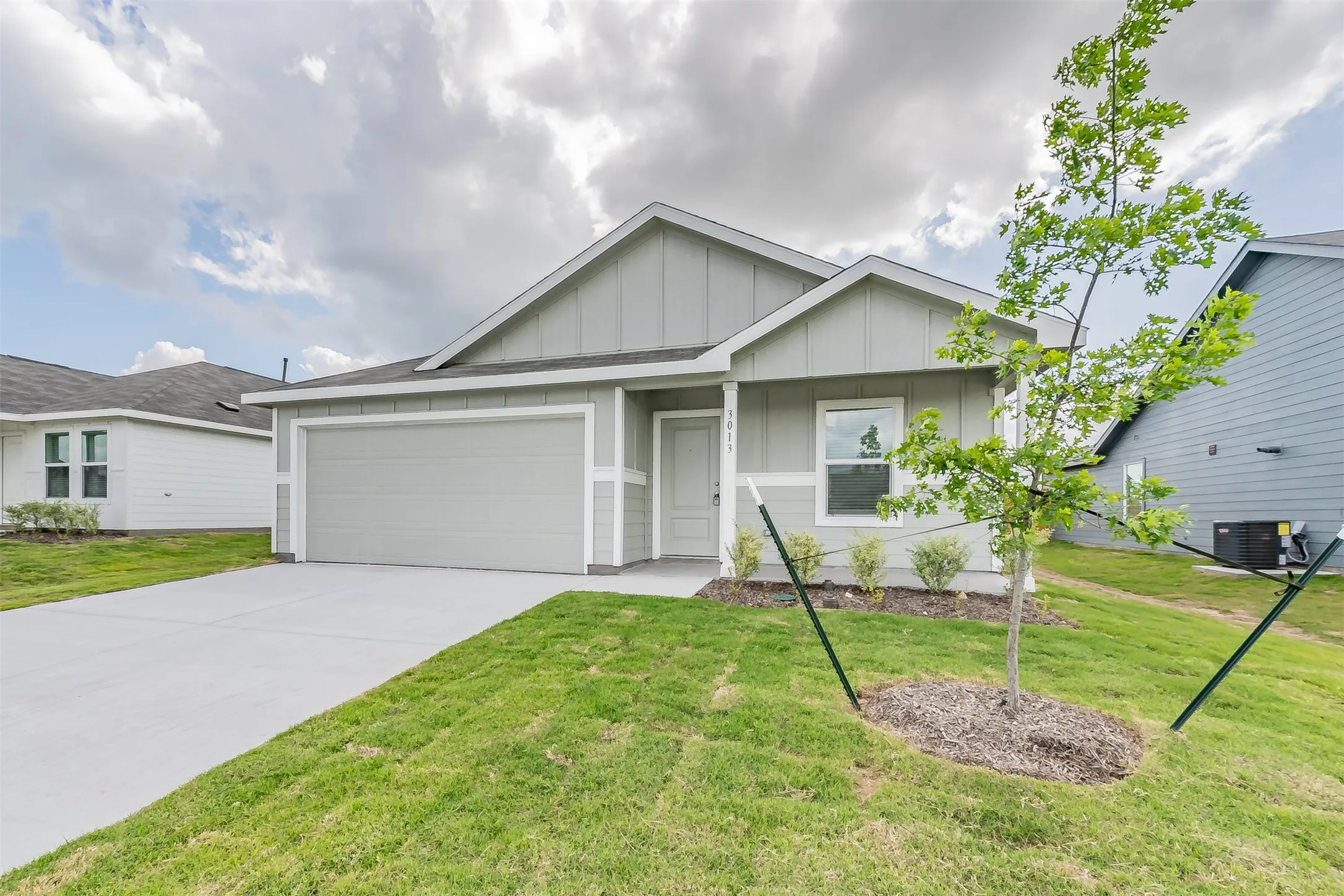 Single Family Residence For Rent in Tarrant County , 3013 Tooley Drive, Fort Worth, Texas 76179, 4 Bedroom, 2 Bathroom, 2 Garage spaces, 1,667 Sqft, built in 2026, mls#21408311, Real Estate Agent in Fort Worth, Homes For Rent in Tarrant county, Homes For Rent in Fort Worth, Realtor in Fort Worth Texas, Real Estate Brokerage Independent Realty Texas, Luminita Cordes Realtor