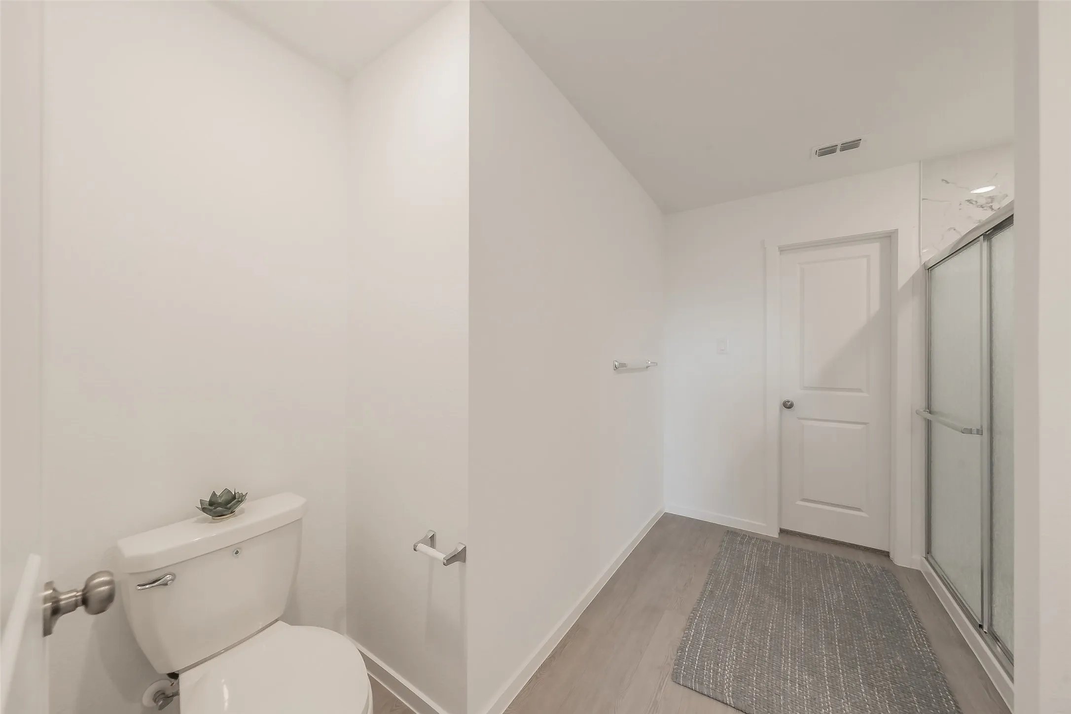 Single Family Residence For Rent in Tarrant County , 3013 Tooley Drive, Fort Worth, Texas 76179, 4 Bedroom, 2 Bathroom, 2 Garage spaces, 1,667 Sqft, built in 2026, mls#21408311, Real Estate Agent in Fort Worth, Homes For Rent in Tarrant county, Homes For Rent in Fort Worth, Realtor in Fort Worth Texas, Real Estate Brokerage Independent Realty Texas, Luminita Cordes Realtor
