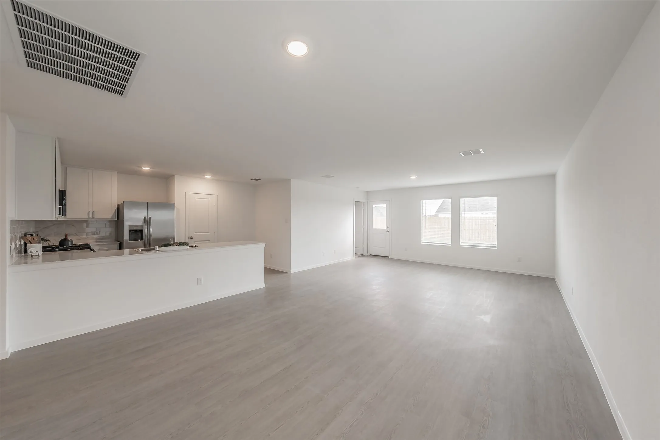 Single Family Residence For Rent in Tarrant County , 3013 Tooley Drive, Fort Worth, Texas 76179, 4 Bedroom, 2 Bathroom, 2 Garage spaces, 1,667 Sqft, built in 2026, mls#21408311, Real Estate Agent in Fort Worth, Homes For Rent in Tarrant county, Homes For Rent in Fort Worth, Realtor in Fort Worth Texas, Real Estate Brokerage Independent Realty Texas, Luminita Cordes Realtor