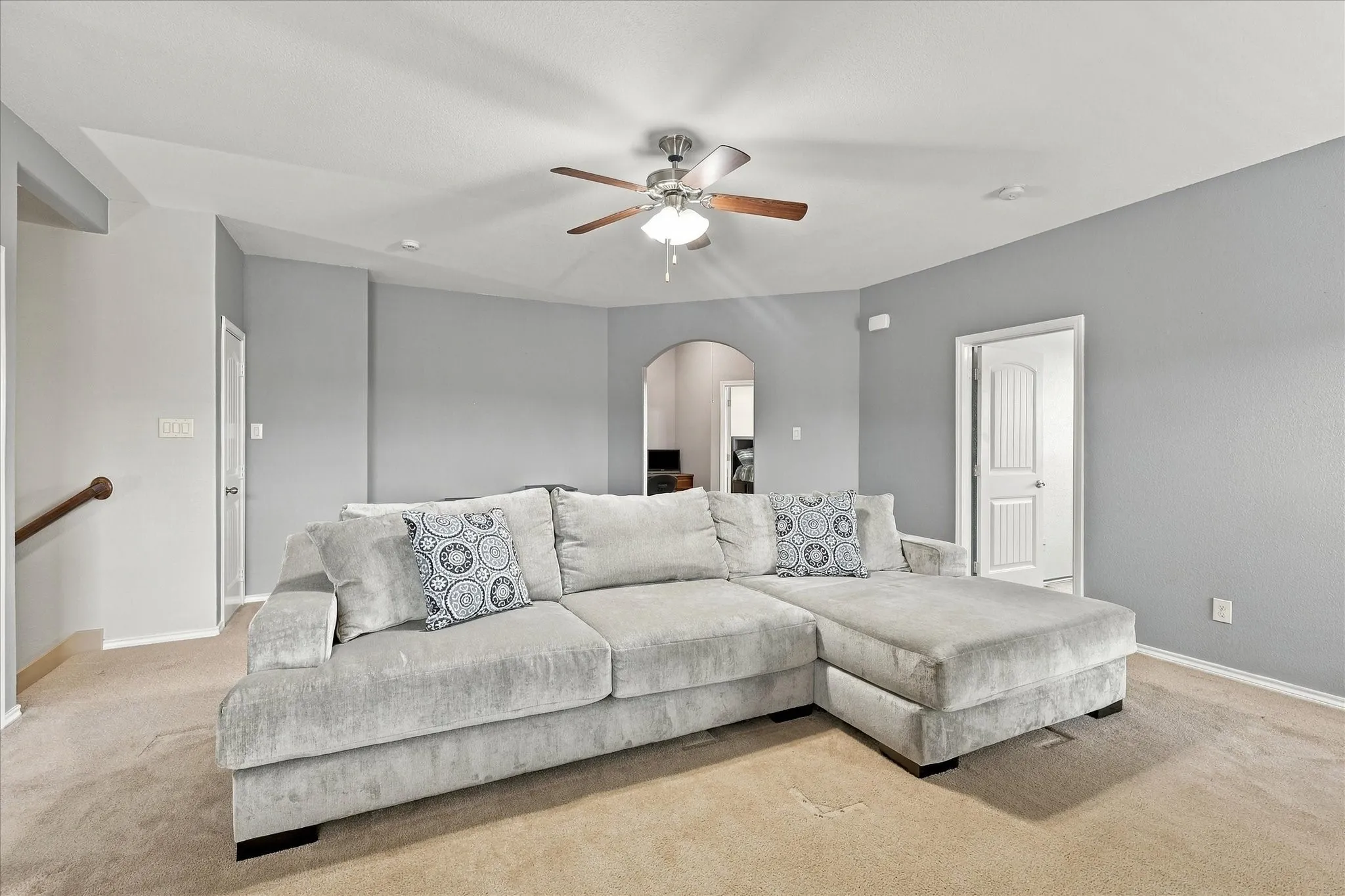 Single Family Residence For Sale in Denton County , 3132 Buckthorn Lane, Denton, Texas 76226, 4 Bedroom, 3 Bathroom, 2 Garage spaces, 3,003 Sqft, built in 2013, mls#21409143, Real Estate Agent in Denton, Homes For Sale in Denton county, Homes For Sale in Denton, Realtor in Denton Texas, Real Estate Brokerage Independent Realty Texas, Luminita Cordes Realtor