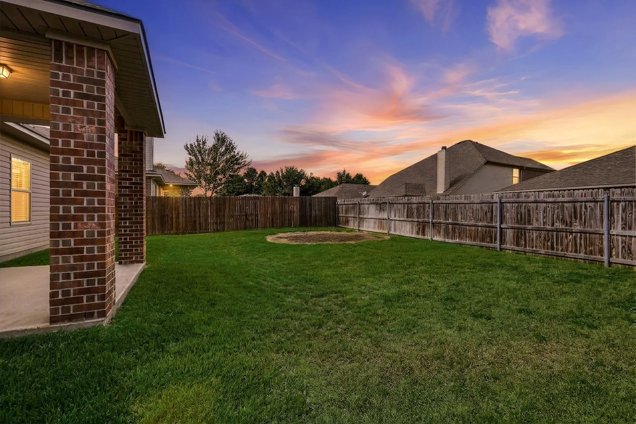 Single Family Residence For Sale in Denton County , 3132 Buckthorn Lane, Denton, Texas 76226, 4 Bedroom, 3 Bathroom, 2 Garage spaces, 3,003 Sqft, built in 2013, mls#21409143, Real Estate Agent in Denton, Homes For Sale in Denton county, Homes For Sale in Denton, Realtor in Denton Texas, Real Estate Brokerage Independent Realty Texas, Luminita Cordes Realtor