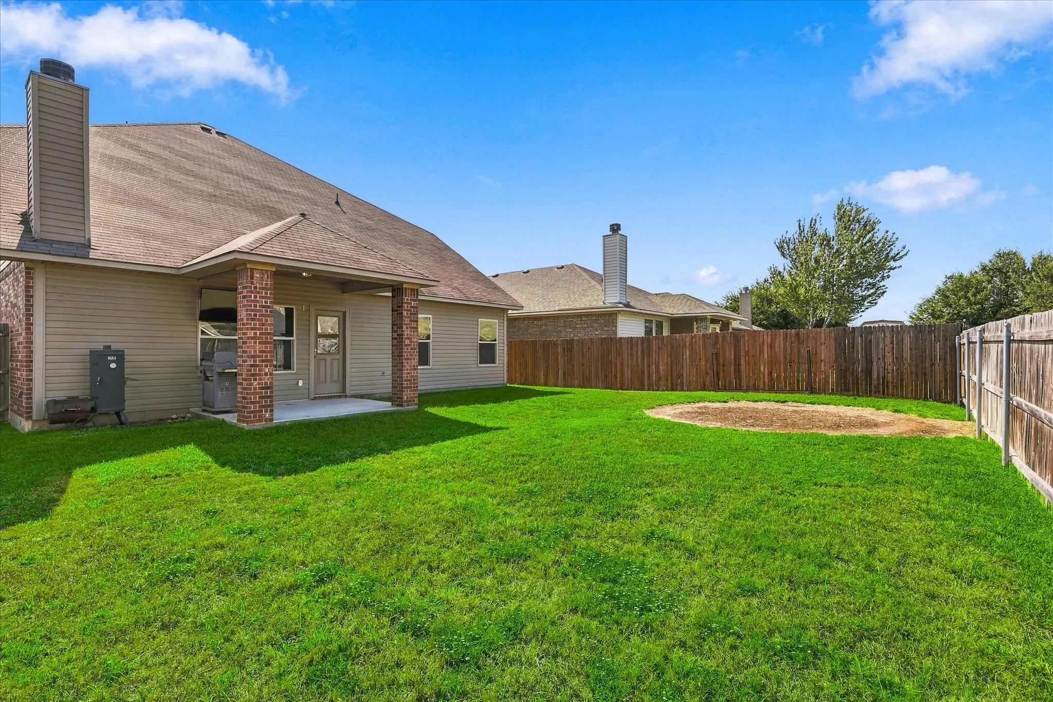 Single Family Residence For Sale in Denton County , 3132 Buckthorn Lane, Denton, Texas 76226, 4 Bedroom, 3 Bathroom, 2 Garage spaces, 3,003 Sqft, built in 2013, mls#21409143, Real Estate Agent in Denton, Homes For Sale in Denton county, Homes For Sale in Denton, Realtor in Denton Texas, Real Estate Brokerage Independent Realty Texas, Luminita Cordes Realtor