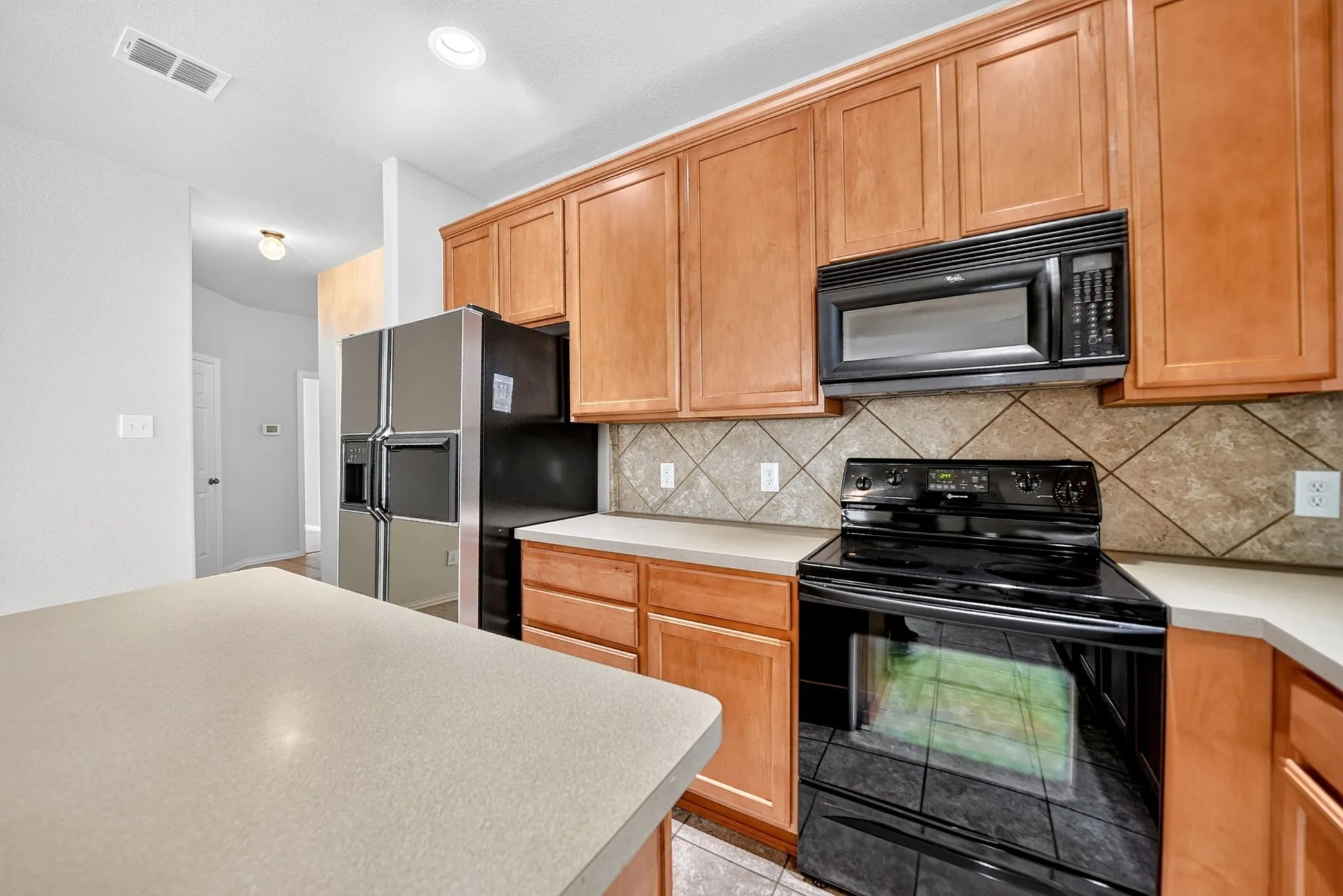 Single Family Residence For Sale in Rockwall County , 2923 Tangleglen Drive, Rockwall, Texas 75032, 4 Bedroom, 2 Bathroom, 2 Garage spaces, 1,991 Sqft, built in 2004, mls#21409130, Real Estate Agent in Rockwall, Homes For Sale in Rockwall county, Homes For Sale in Rockwall, Realtor in Rockwall Texas, Real Estate Brokerage Independent Realty Texas, Luminita Cordes Realtor