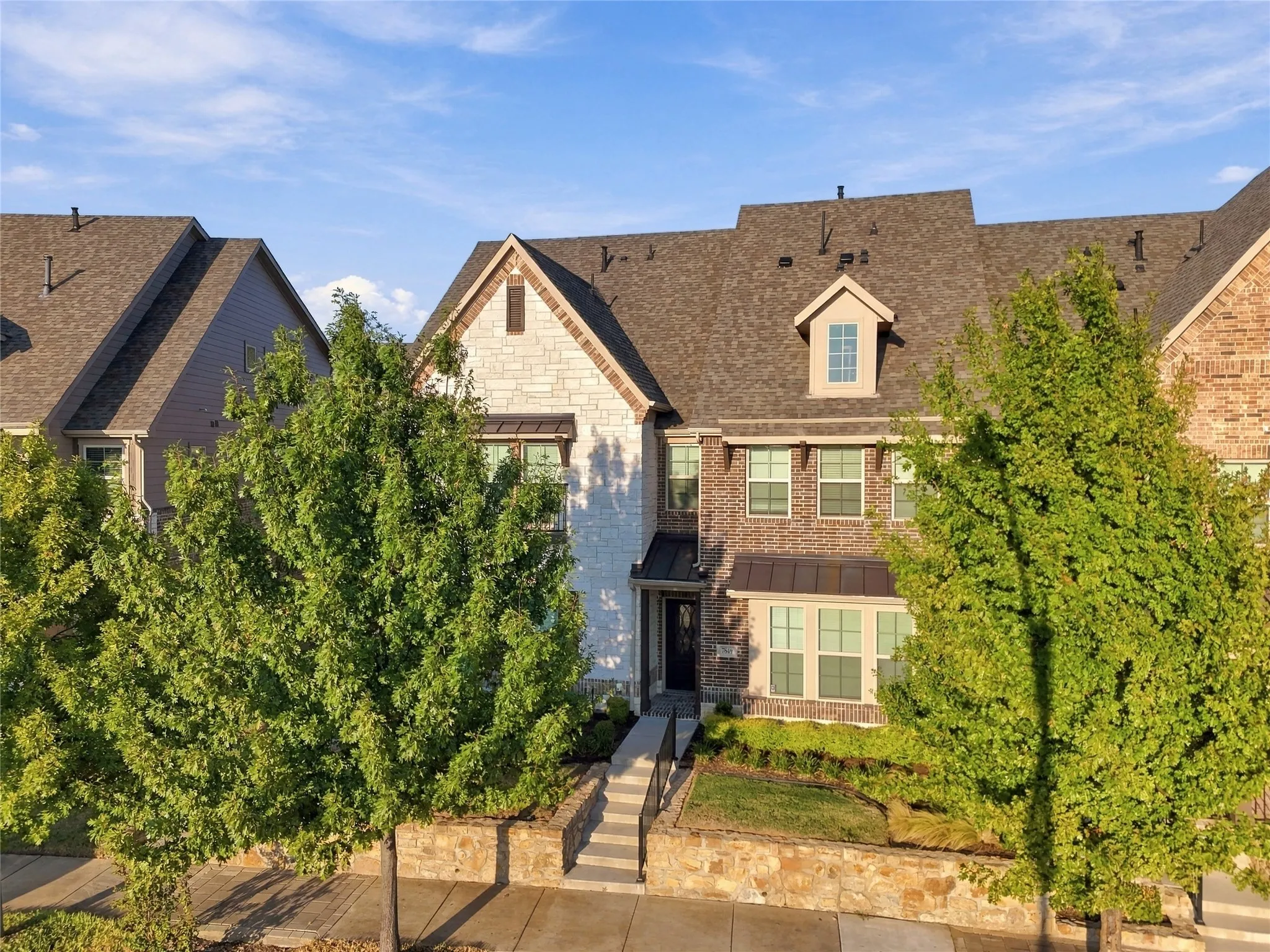 Condominium For Rent in Dallas County , 7849 Sunset Boulevard, Rowlett, Texas 75088, 3 Bedroom, 3 Bathroom, 2 Garage spaces, 2,174 Sqft, built in 2023, mls#21408993, Real Estate Agent in Rowlett, Homes For Rent in Dallas county, Homes For Rent in Rowlett, Realtor in Rowlett Texas, Real Estate Brokerage Independent Realty Texas, Luminita Cordes Realtor