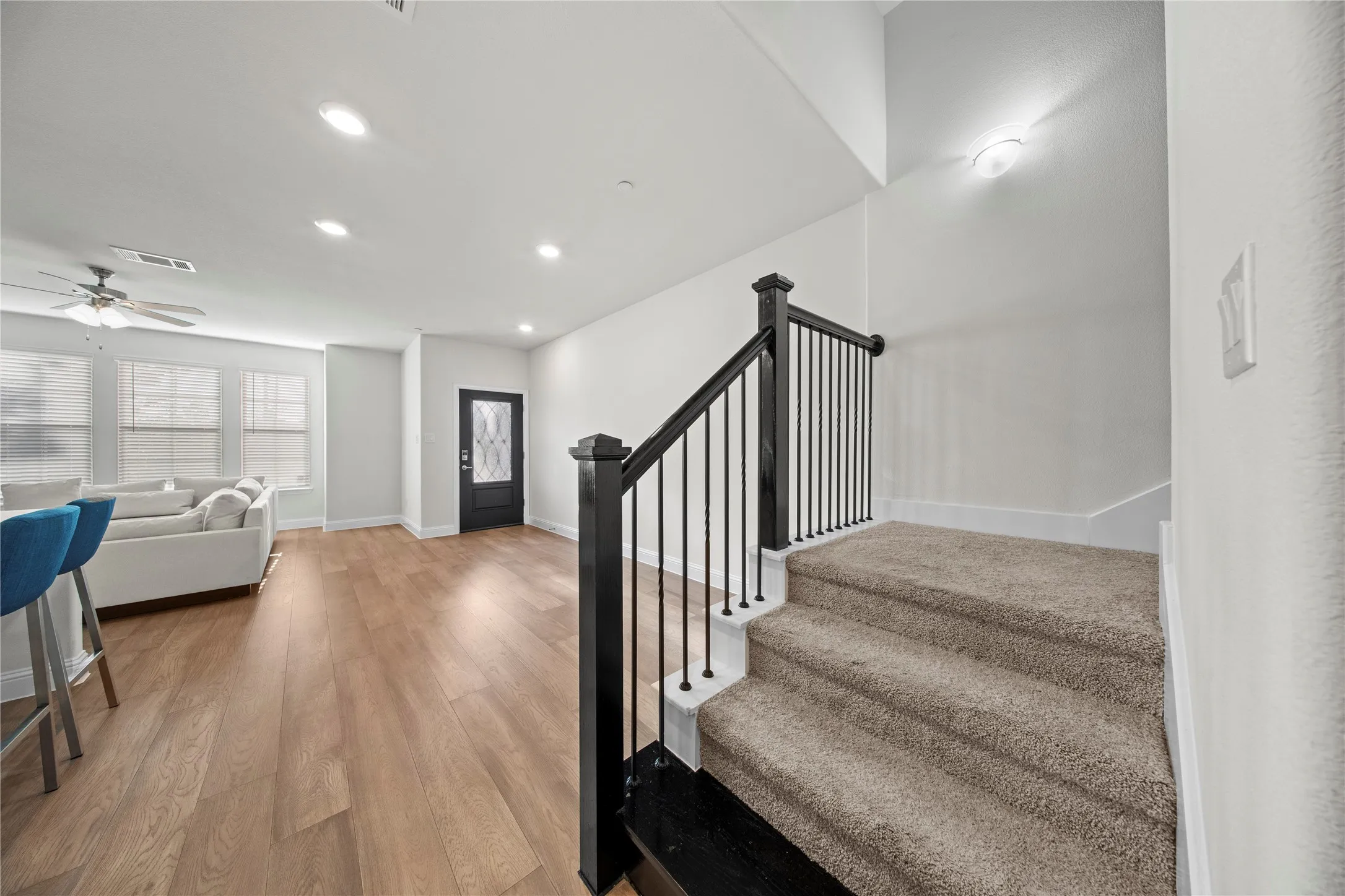 Condominium For Rent in Dallas County , 7849 Sunset Boulevard, Rowlett, Texas 75088, 3 Bedroom, 3 Bathroom, 2 Garage spaces, 2,174 Sqft, built in 2023, mls#21408993, Real Estate Agent in Rowlett, Homes For Rent in Dallas county, Homes For Rent in Rowlett, Realtor in Rowlett Texas, Real Estate Brokerage Independent Realty Texas, Luminita Cordes Realtor