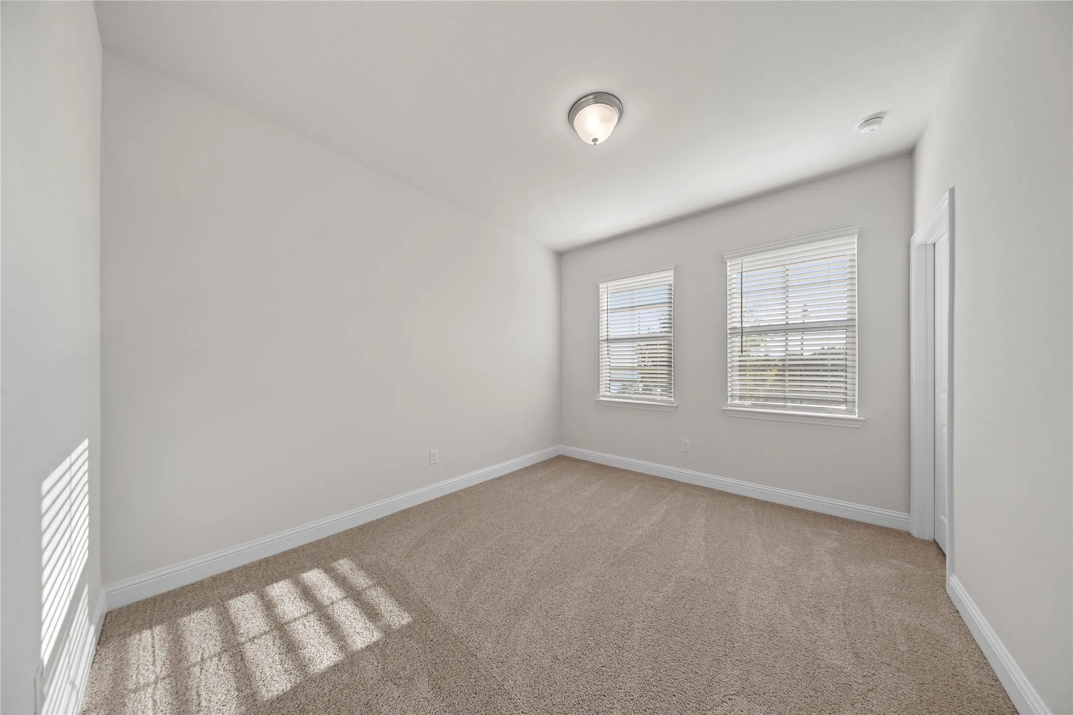 Condominium For Rent in Dallas County , 7849 Sunset Boulevard, Rowlett, Texas 75088, 3 Bedroom, 3 Bathroom, 2 Garage spaces, 2,174 Sqft, built in 2023, mls#21408993, Real Estate Agent in Rowlett, Homes For Rent in Dallas county, Homes For Rent in Rowlett, Realtor in Rowlett Texas, Real Estate Brokerage Independent Realty Texas, Luminita Cordes Realtor