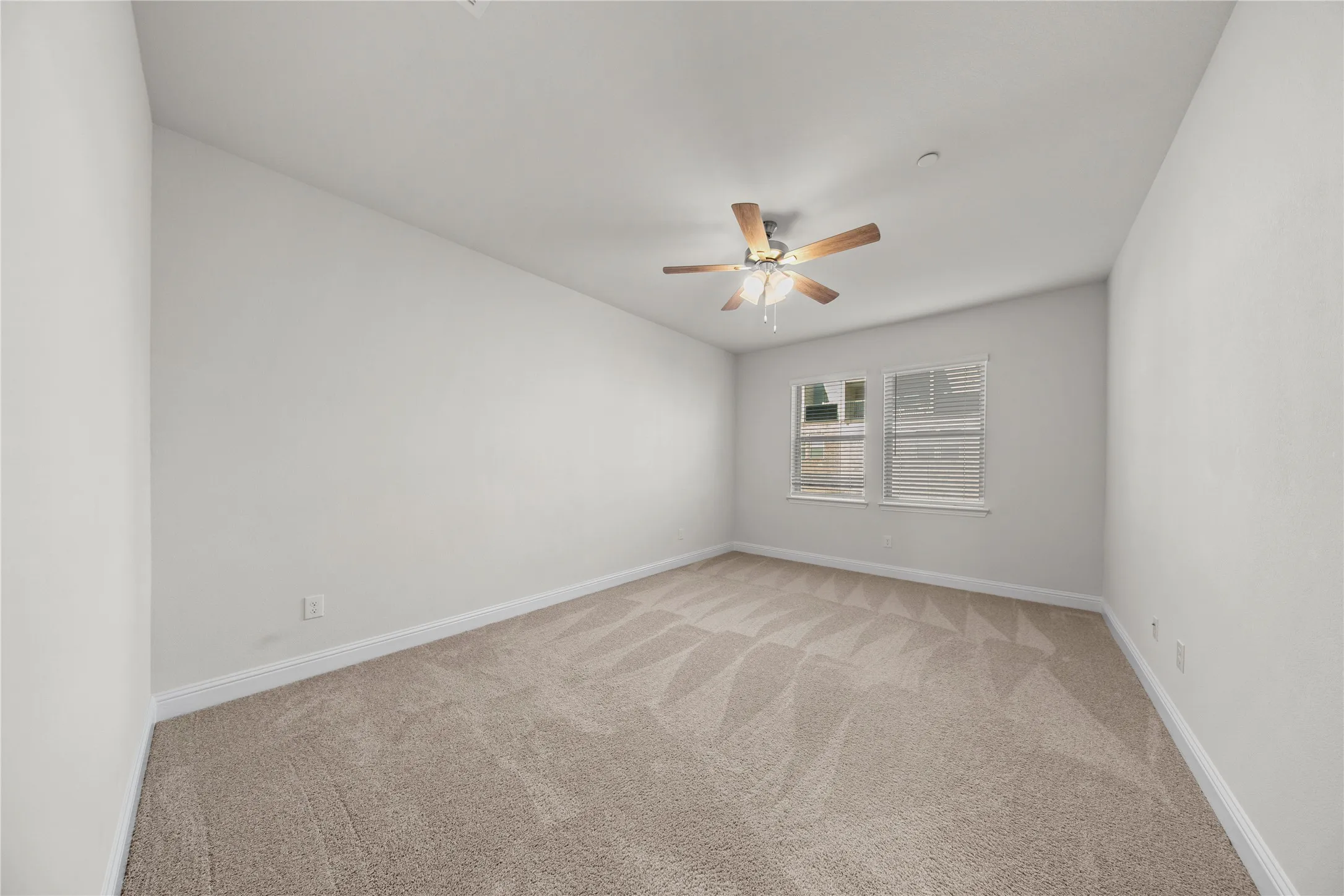 Condominium For Rent in Dallas County , 7849 Sunset Boulevard, Rowlett, Texas 75088, 3 Bedroom, 3 Bathroom, 2 Garage spaces, 2,174 Sqft, built in 2023, mls#21408993, Real Estate Agent in Rowlett, Homes For Rent in Dallas county, Homes For Rent in Rowlett, Realtor in Rowlett Texas, Real Estate Brokerage Independent Realty Texas, Luminita Cordes Realtor