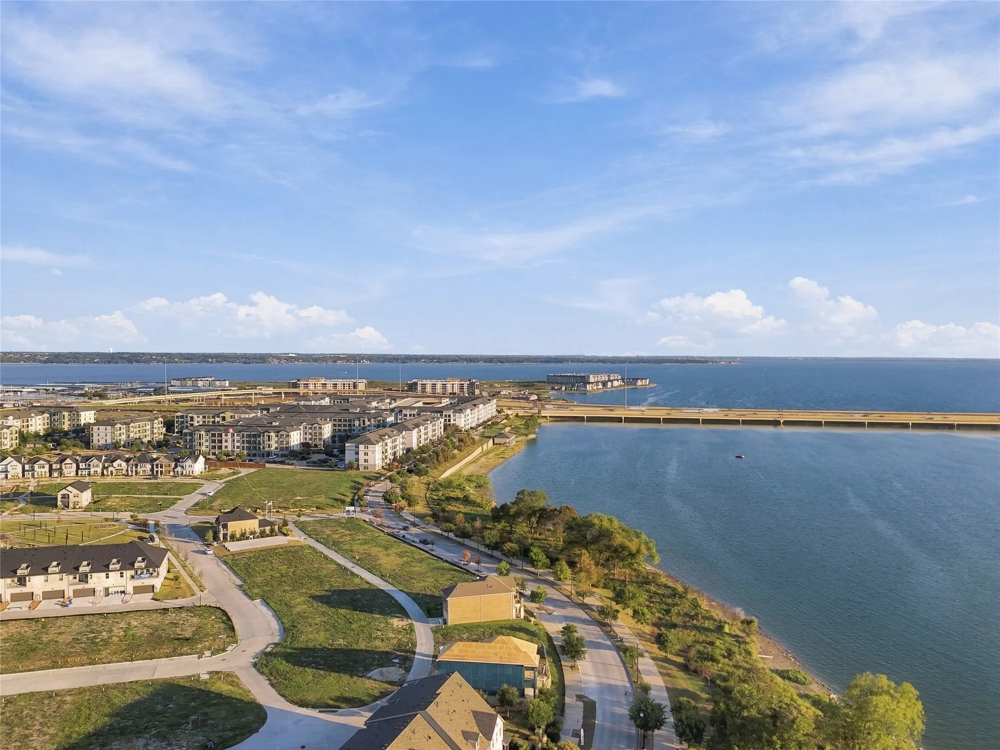 Condominium For Rent in Dallas County , 7849 Sunset Boulevard, Rowlett, Texas 75088, 3 Bedroom, 3 Bathroom, 2 Garage spaces, 2,174 Sqft, built in 2023, mls#21408993, Real Estate Agent in Rowlett, Homes For Rent in Dallas county, Homes For Rent in Rowlett, Realtor in Rowlett Texas, Real Estate Brokerage Independent Realty Texas, Luminita Cordes Realtor