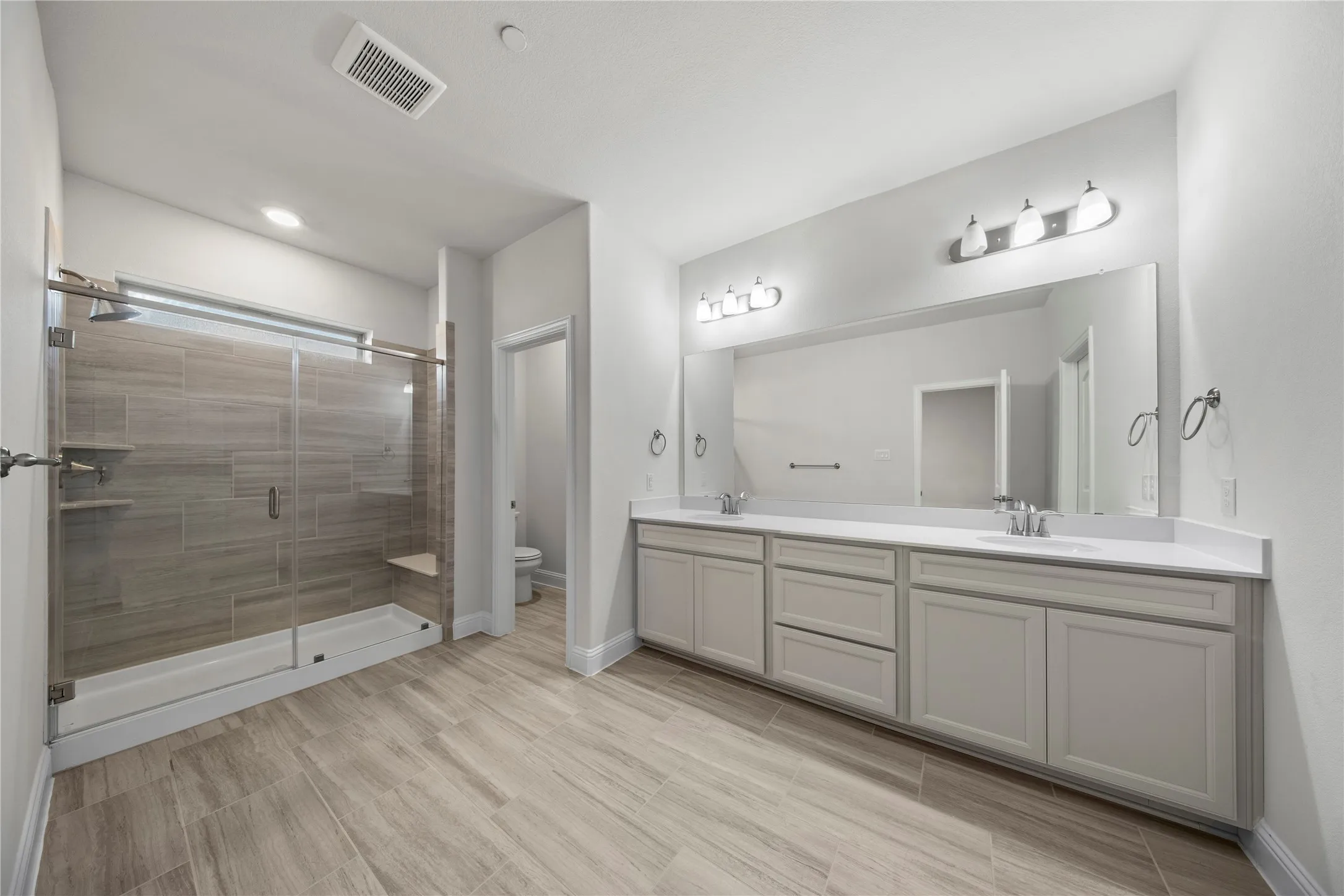 Condominium For Rent in Dallas County , 7849 Sunset Boulevard, Rowlett, Texas 75088, 3 Bedroom, 3 Bathroom, 2 Garage spaces, 2,174 Sqft, built in 2023, mls#21408993, Real Estate Agent in Rowlett, Homes For Rent in Dallas county, Homes For Rent in Rowlett, Realtor in Rowlett Texas, Real Estate Brokerage Independent Realty Texas, Luminita Cordes Realtor
