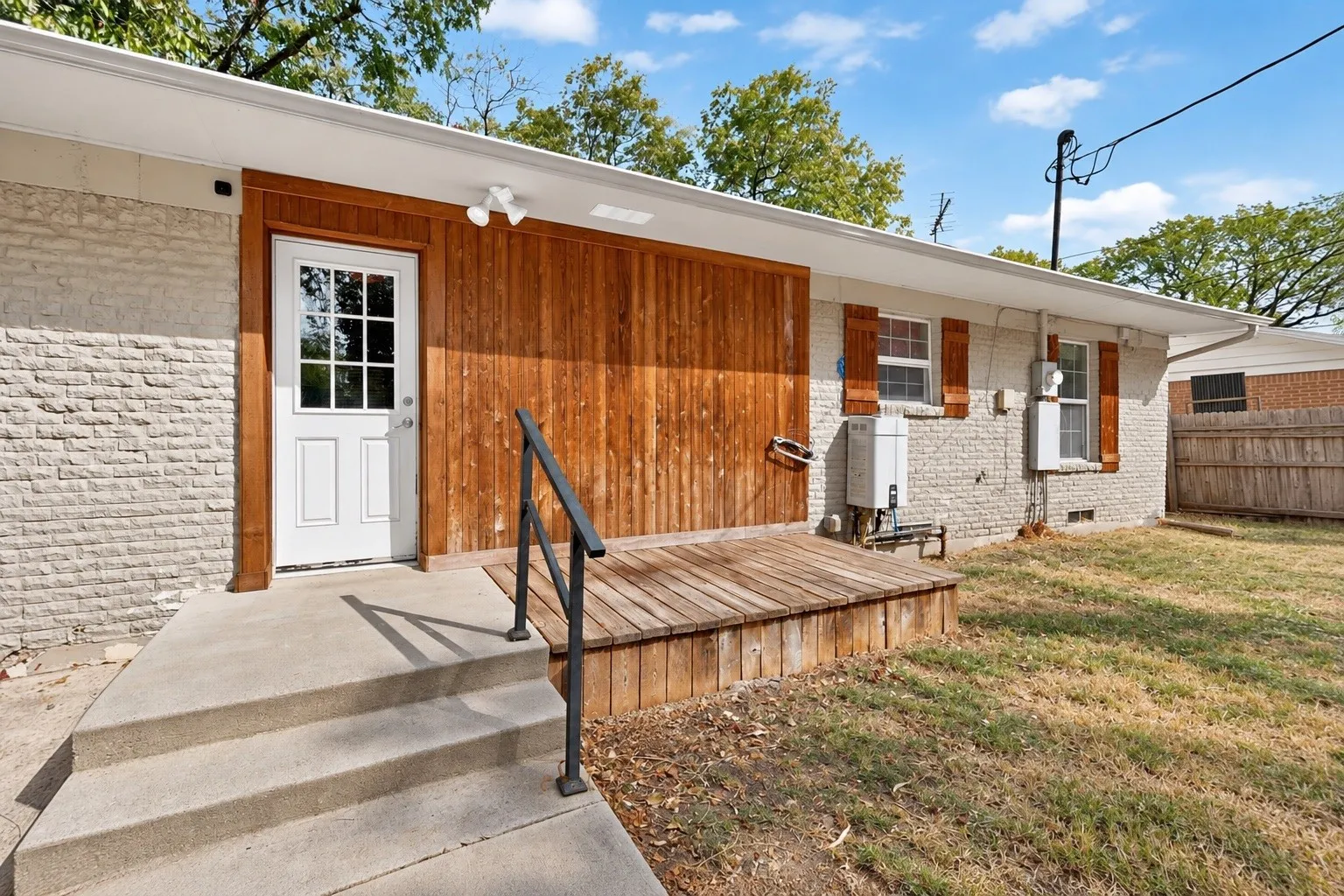 Single Family Residence For Sale in Dallas County , 2822 Materhorn Drive, Dallas, Texas 75228, 3 Bedroom, 2 Bathroom, Garage spaces, 1,458 Sqft, built in 1954, mls#21396487, Real Estate Agent in Dallas, Homes For Sale in Dallas county, Homes For Sale in Dallas, Realtor in Dallas Texas, Real Estate Brokerage Independent Realty Texas, Luminita Cordes Realtor