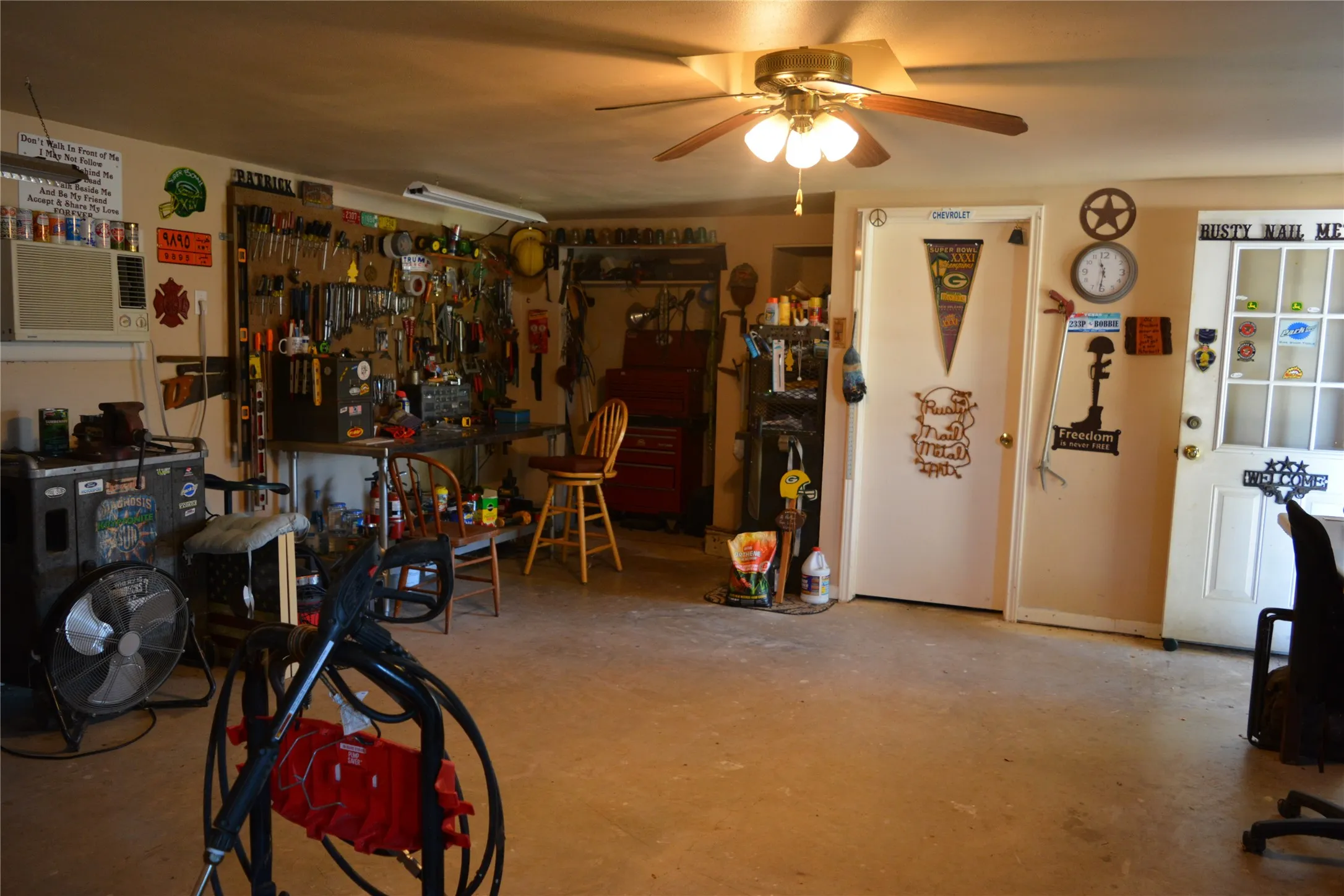 Manufactured Home For Sale in Bosque County , 298 County Road 1700, Clifton, Texas 76634, 3 Bedroom, 2 Bathroom, 3 Garage spaces, 2,048 Sqft, built in 2004, mls#21409150, Real Estate Agent in Clifton, Homes For Sale in Bosque county, Homes For Sale in Clifton, Realtor in Clifton Texas, Real Estate Brokerage Independent Realty Texas, Luminita Cordes Realtor