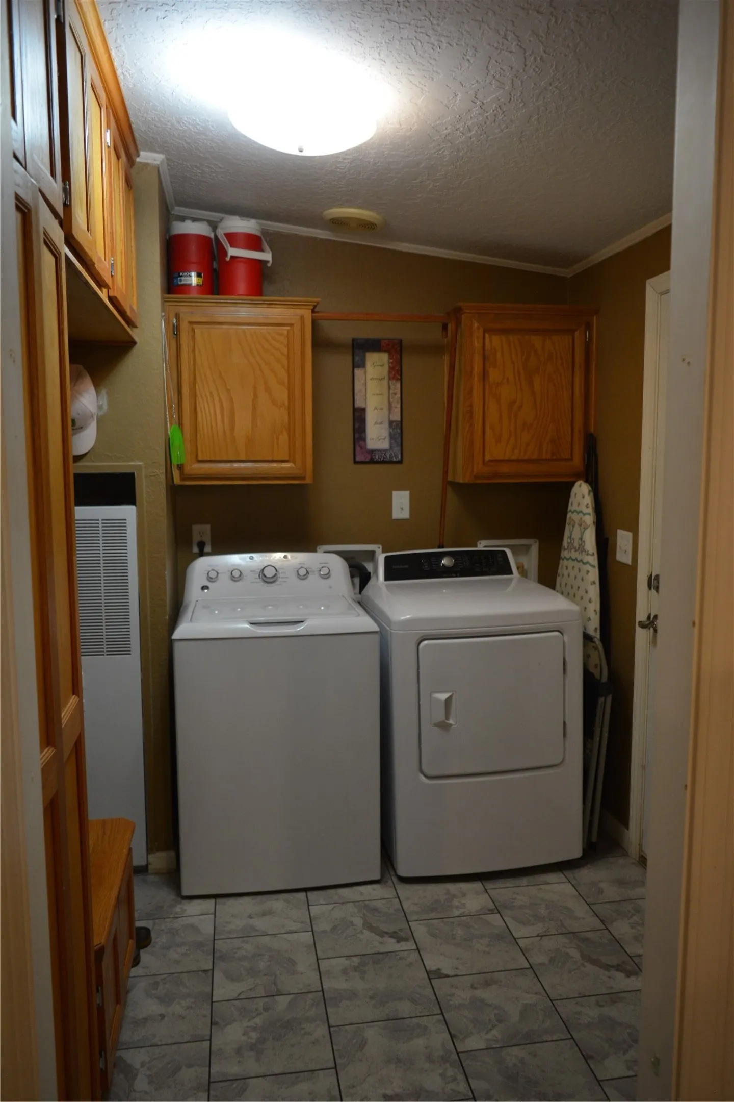 Manufactured Home For Sale in Bosque County , 298 County Road 1700, Clifton, Texas 76634, 3 Bedroom, 2 Bathroom, 3 Garage spaces, 2,048 Sqft, built in 2004, mls#21409150, Real Estate Agent in Clifton, Homes For Sale in Bosque county, Homes For Sale in Clifton, Realtor in Clifton Texas, Real Estate Brokerage Independent Realty Texas, Luminita Cordes Realtor