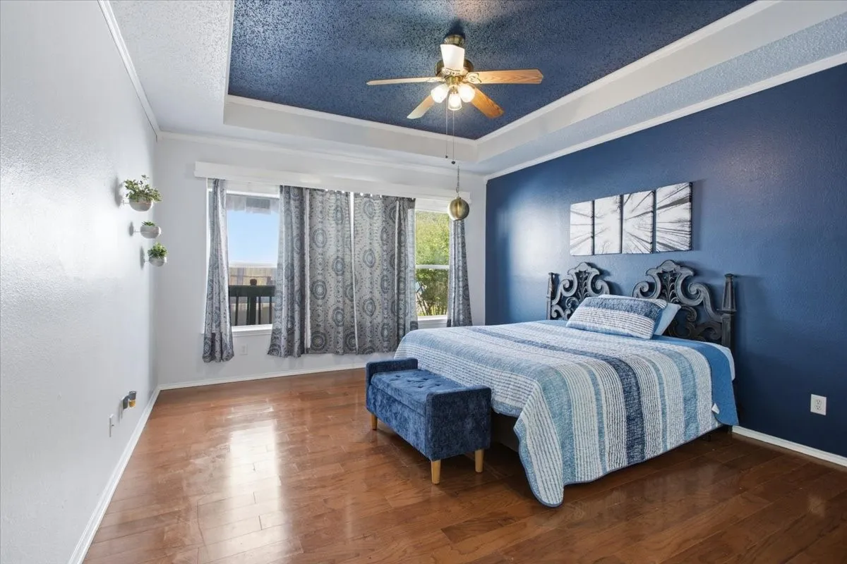 Single Family Residence For Sale in Grayson County , 204 Newport Drive, Van Alstyne, Texas 75495, 4 Bedroom, 3 Bathroom, 2 Garage spaces, 3,091 Sqft, built in 1999, mls#21408901, Real Estate Agent in Van Alstyne, Homes For Sale in Grayson county, Homes For Sale in Van Alstyne, Realtor in Van Alstyne Texas, Real Estate Brokerage Independent Realty Texas, Luminita Cordes Realtor
