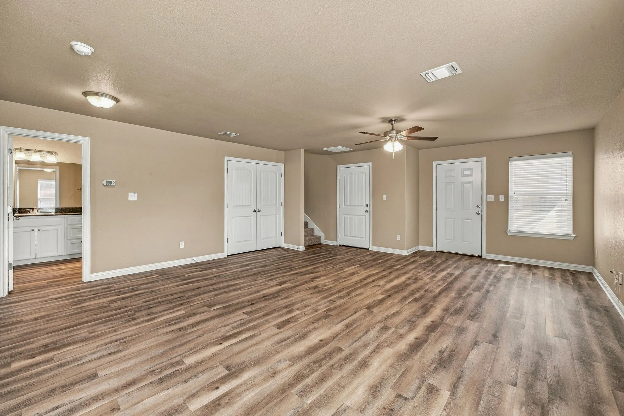 Duplex For Sale in Hood County , 903 Dart Court, Granbury, Texas 76049, 6 Bedroom, 4 Bathroom, 2 Garage spaces, 0 Sqft, built in 2017, mls#21403239, Real Estate Agent in Granbury, Homes For Sale in Hood county, Homes For Sale in Granbury, Realtor in Granbury Texas, Real Estate Brokerage Independent Realty Texas, Luminita Cordes Realtor