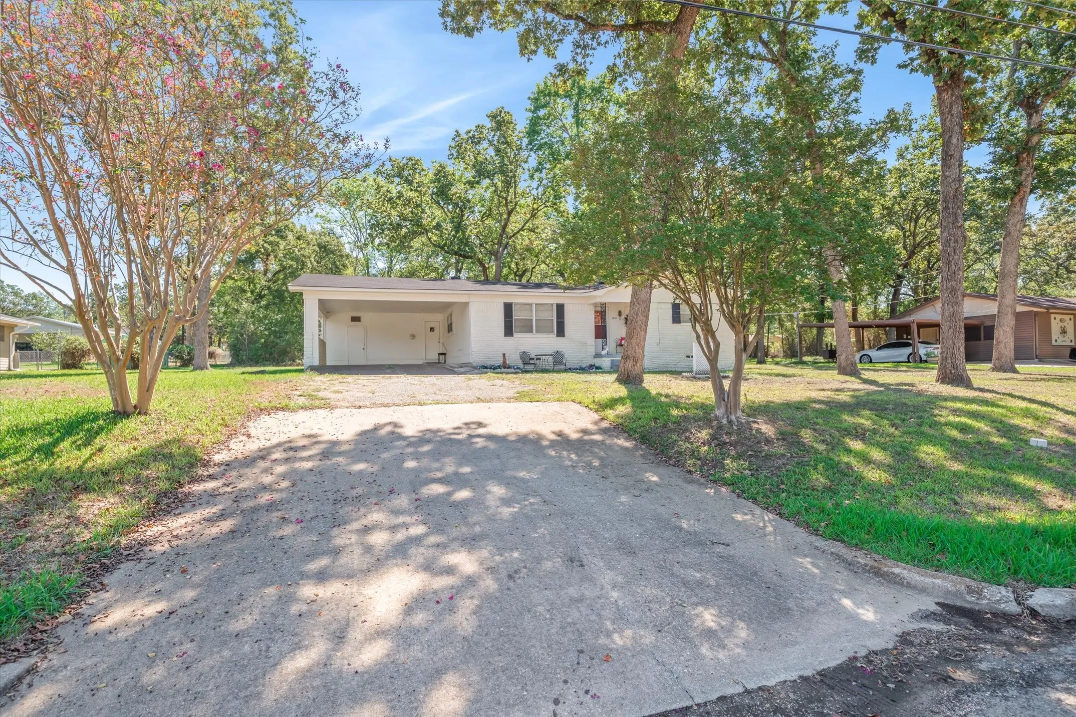 Single Family Residence For Sale