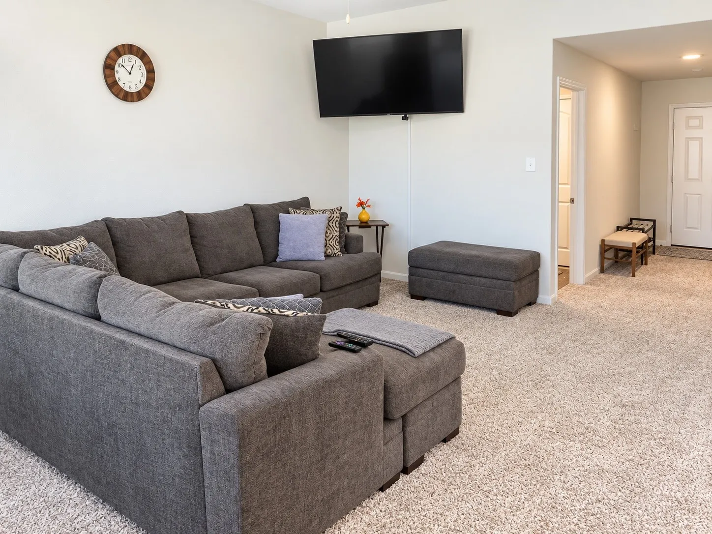 Light-toned carpeting throughout