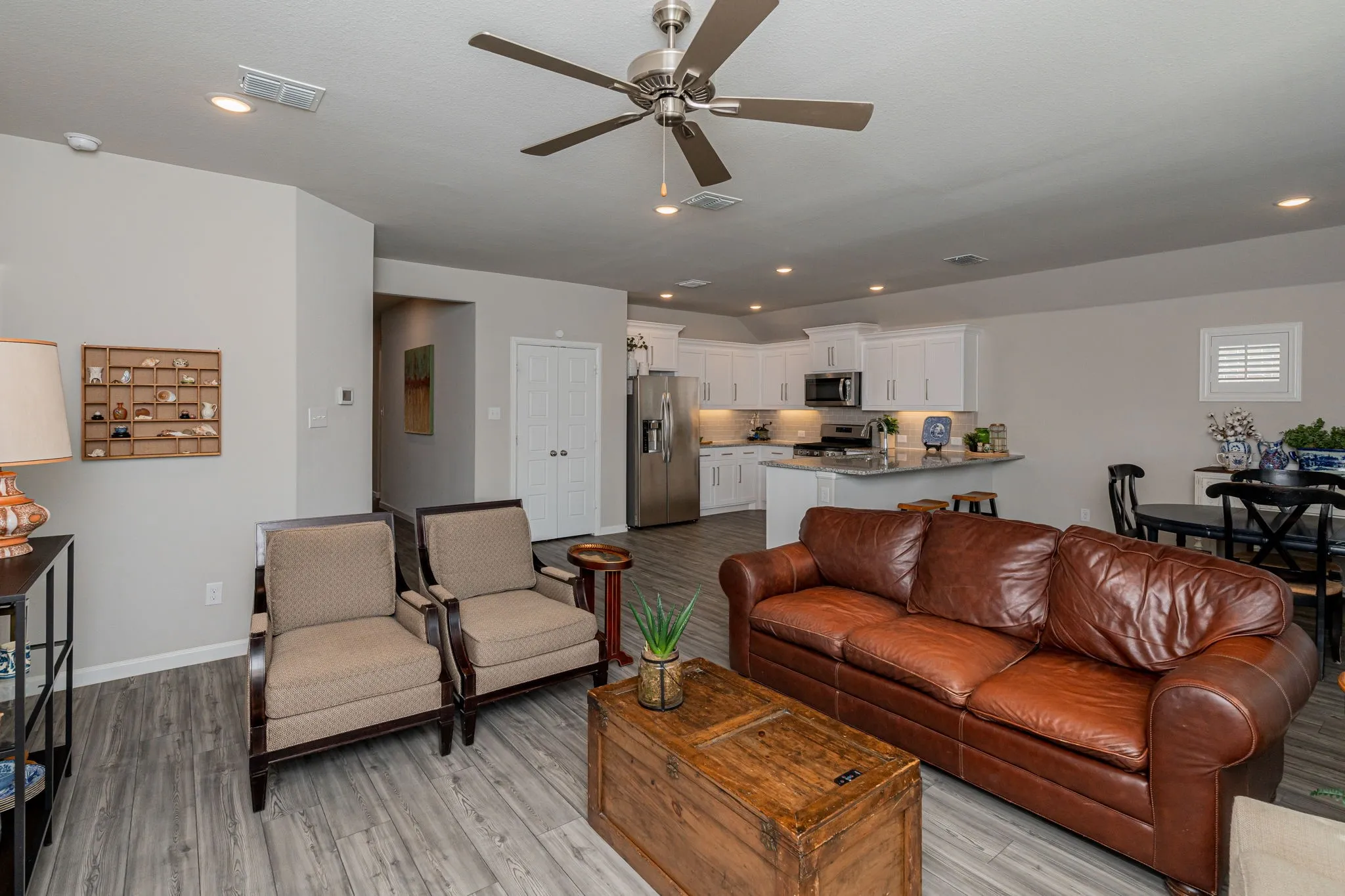 Single Family Residence For Rent in Collin County , 471 Crystal Clear Lane, Princeton, Texas 75407, 4 Bedroom, 2 Bathroom, 2 Garage spaces, 1,810 Sqft, built in 2020, mls#21409164, Real Estate Agent in Princeton, Homes For Rent in Collin county, Homes For Rent in Princeton, Realtor in Princeton Texas, Real Estate Brokerage Independent Realty Texas, Luminita Cordes Realtor