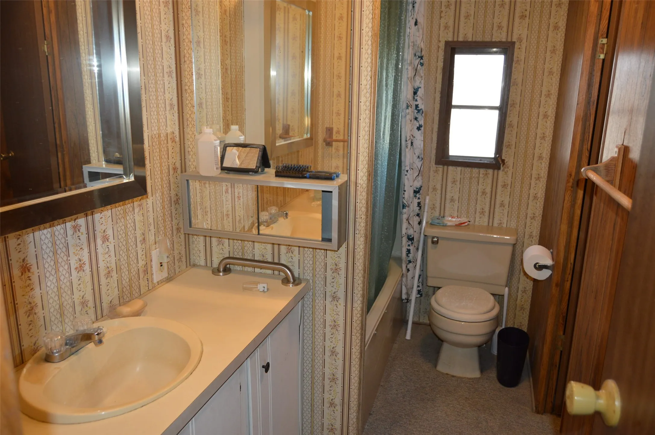 Mobile Home For Sale in Hunt County , 3345 County Road 1125, Farmersville, Texas 75442, 3 Bedroom, 2 Bathroom, 2 Garage spaces, 1,064 Sqft, built in 1980, mls#21409136, Real Estate Agent in Farmersville, Homes For Sale in Hunt county, Homes For Sale in Farmersville, Realtor in Farmersville Texas, Real Estate Brokerage Independent Realty Texas, Luminita Cordes Realtor