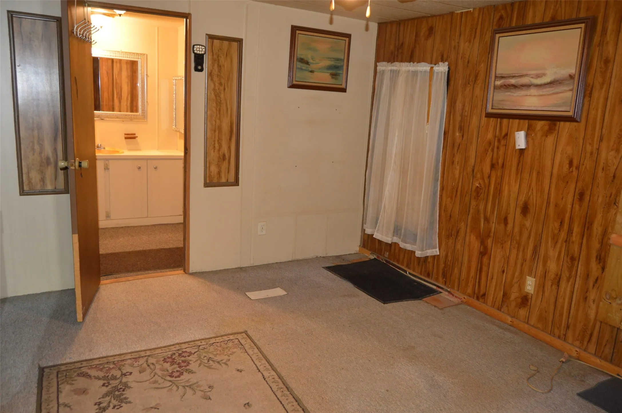 Mobile Home For Sale in Hunt County , 3345 County Road 1125, Farmersville, Texas 75442, 3 Bedroom, 2 Bathroom, 2 Garage spaces, 1,064 Sqft, built in 1980, mls#21409136, Real Estate Agent in Farmersville, Homes For Sale in Hunt county, Homes For Sale in Farmersville, Realtor in Farmersville Texas, Real Estate Brokerage Independent Realty Texas, Luminita Cordes Realtor