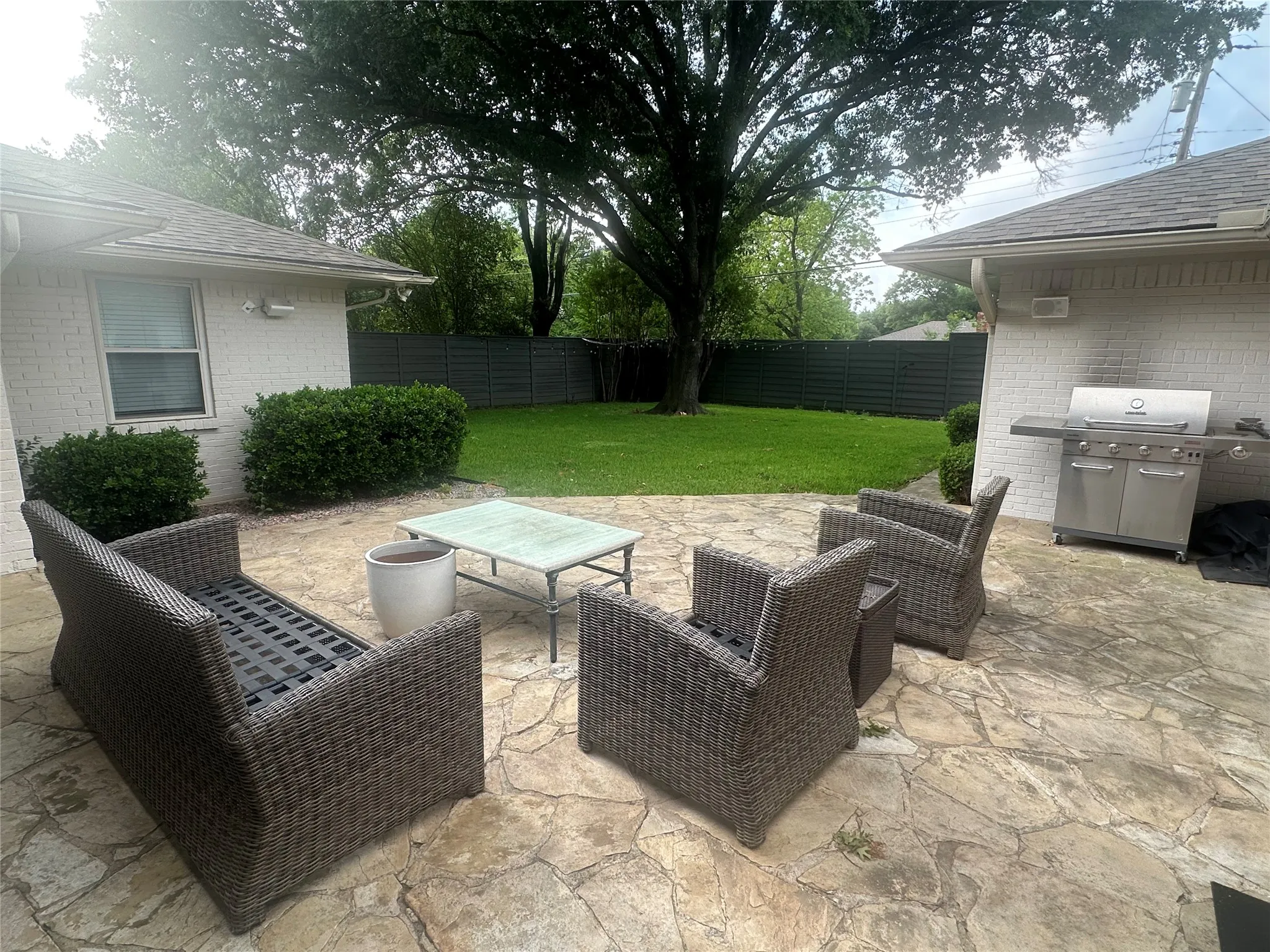 Single Family Residence For Rent in Dallas County , 6908 Lavendale, Dallas, Texas 75230, 4 Bedroom, 3 Bathroom, 2 Garage spaces, 2,786 Sqft, built in 1954, mls#21409171, Real Estate Agent in Dallas, Homes For Rent in Dallas county, Homes For Rent in Dallas, Realtor in Dallas Texas, Real Estate Brokerage Independent Realty Texas, Luminita Cordes Realtor