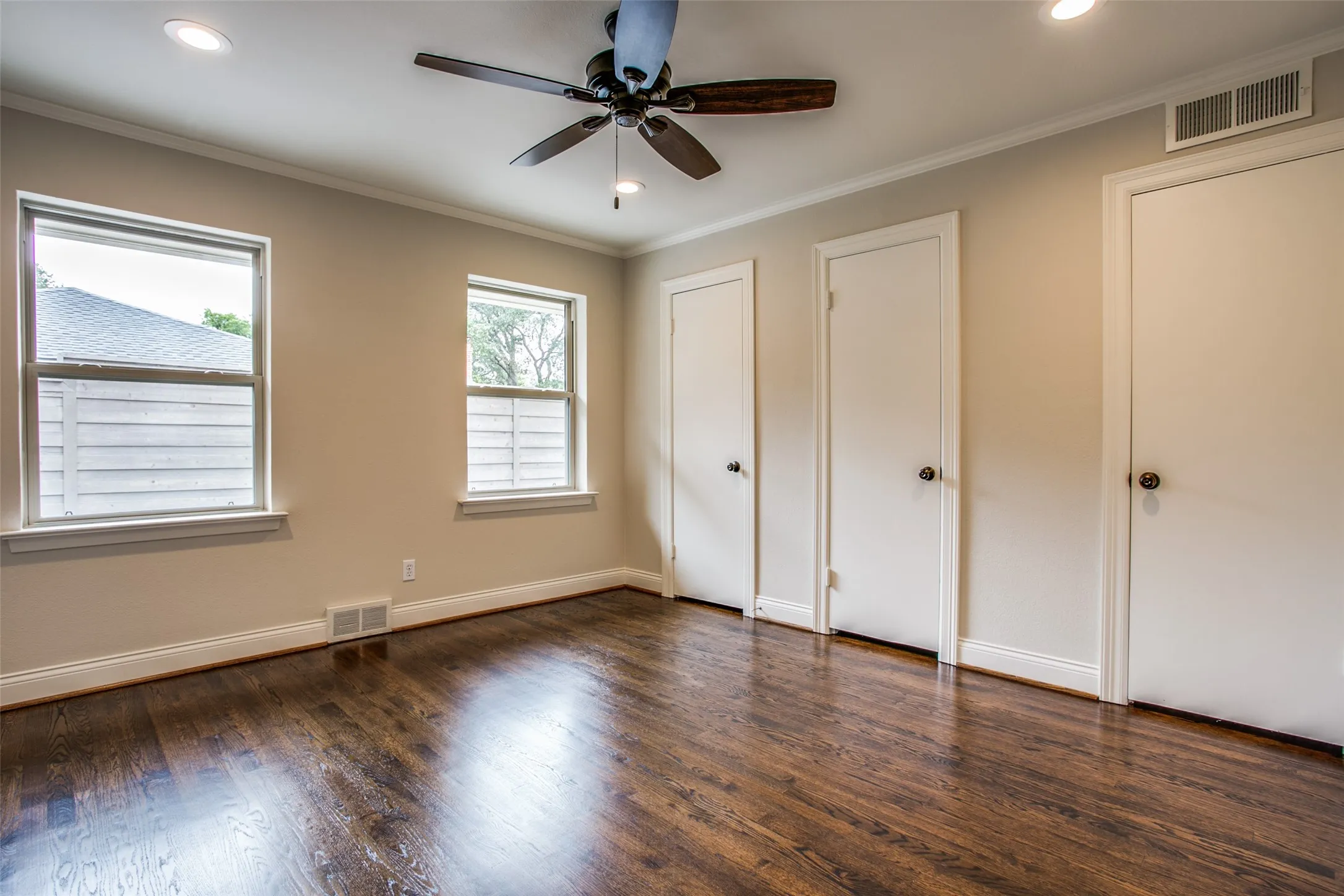 Single Family Residence For Rent in Dallas County , 6908 Lavendale, Dallas, Texas 75230, 4 Bedroom, 3 Bathroom, 2 Garage spaces, 2,786 Sqft, built in 1954, mls#21409171, Real Estate Agent in Dallas, Homes For Rent in Dallas county, Homes For Rent in Dallas, Realtor in Dallas Texas, Real Estate Brokerage Independent Realty Texas, Luminita Cordes Realtor