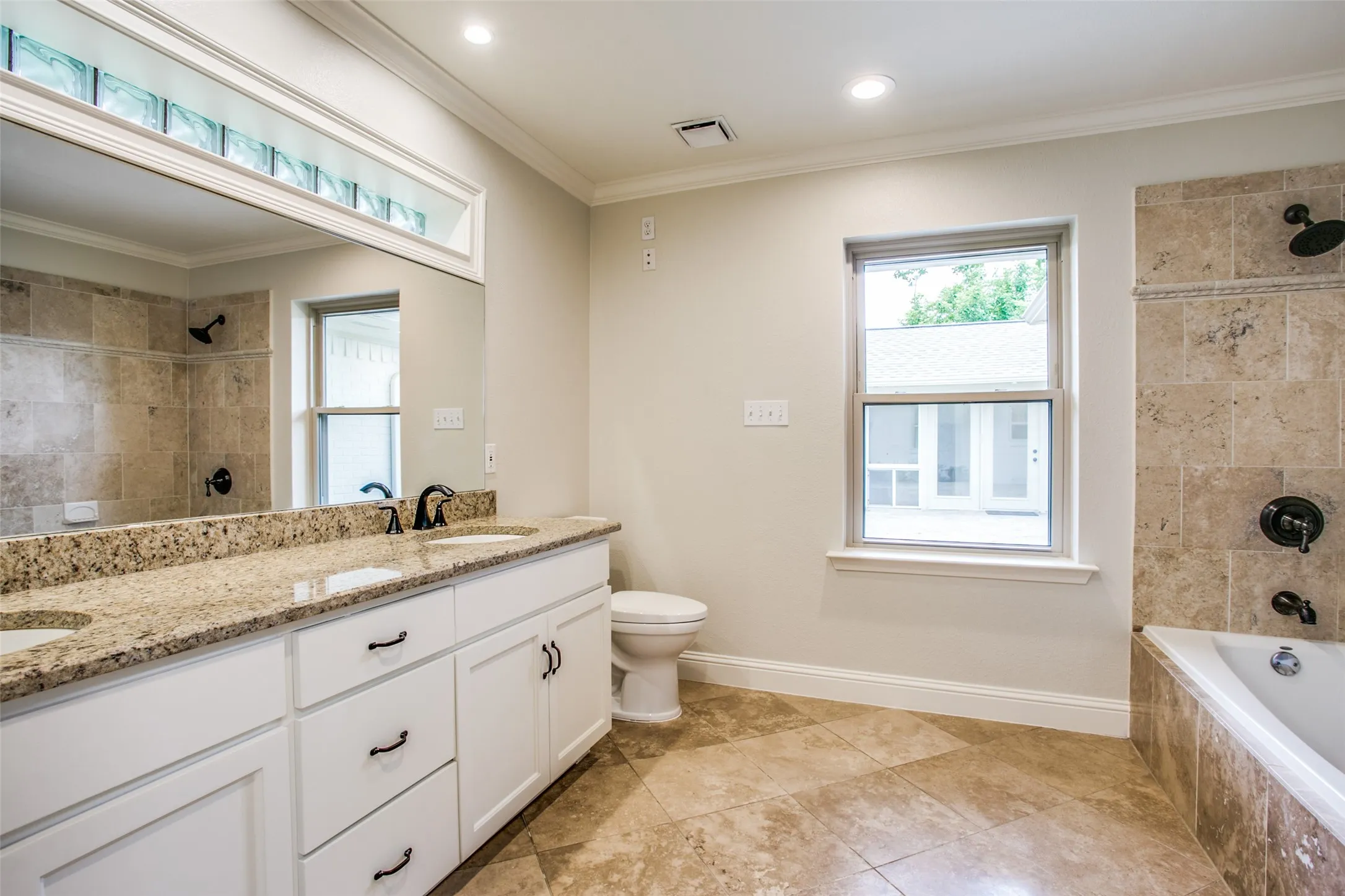 Single Family Residence For Rent in Dallas County , 6908 Lavendale, Dallas, Texas 75230, 4 Bedroom, 3 Bathroom, 2 Garage spaces, 2,786 Sqft, built in 1954, mls#21409171, Real Estate Agent in Dallas, Homes For Rent in Dallas county, Homes For Rent in Dallas, Realtor in Dallas Texas, Real Estate Brokerage Independent Realty Texas, Luminita Cordes Realtor