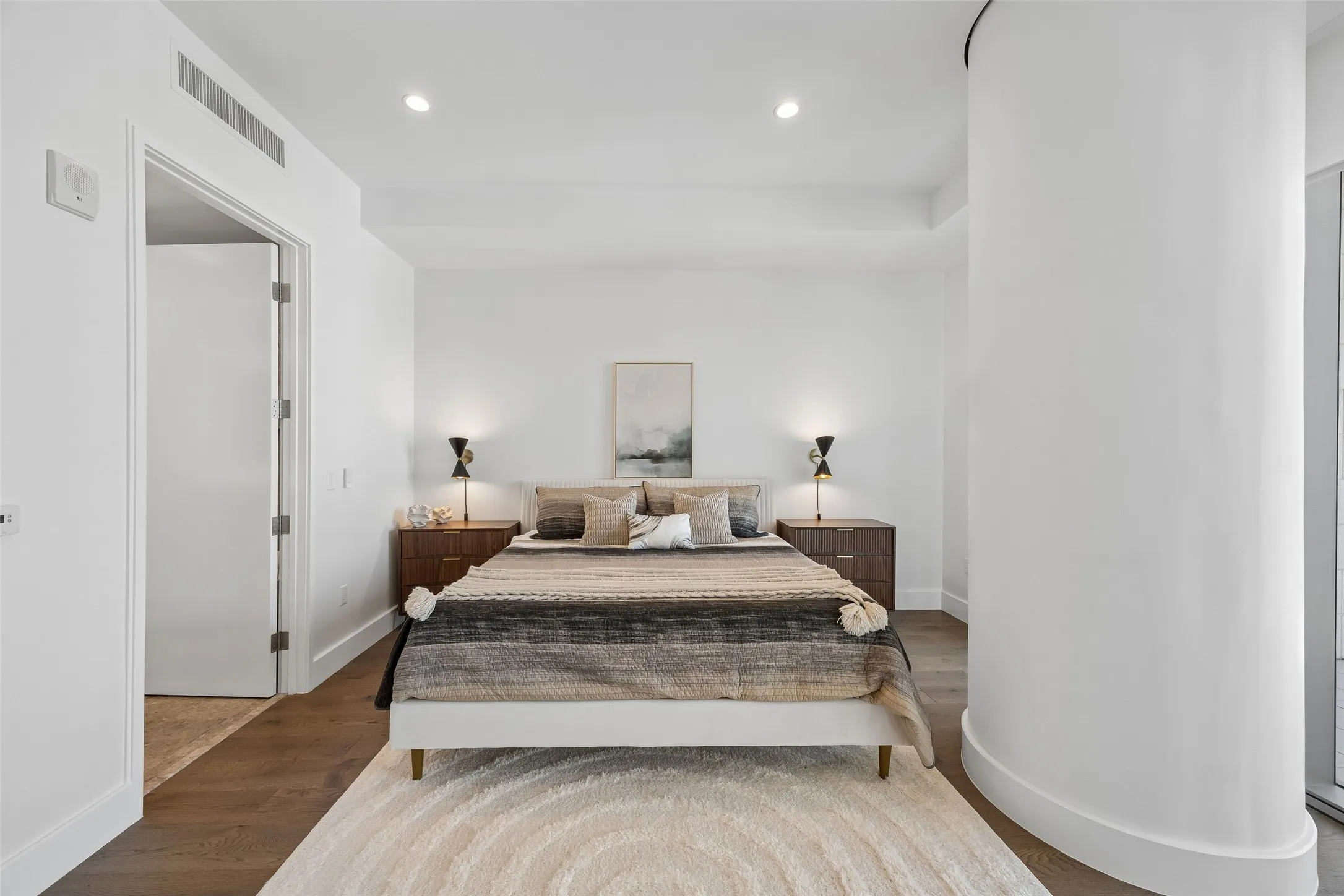 Condominium For Sale in Collin County , 7901 Windrose Avenue 1403, Plano, Texas 75024, 2 Bedroom, 3 Bathroom, 2 Garage spaces, 1,834 Sqft, built in 2019, mls#21409172, Real Estate Agent in Plano, Homes For Sale in Collin county, Homes For Sale in Plano, Realtor in Plano Texas, Real Estate Brokerage Independent Realty Texas, Luminita Cordes Realtor