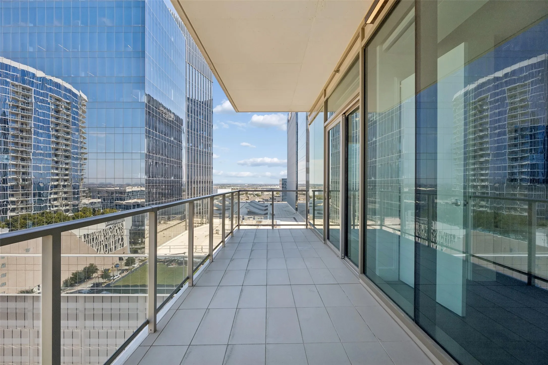 Condominium For Sale in Collin County , 7901 Windrose Avenue 1403, Plano, Texas 75024, 2 Bedroom, 3 Bathroom, 2 Garage spaces, 1,834 Sqft, built in 2019, mls#21409172, Real Estate Agent in Plano, Homes For Sale in Collin county, Homes For Sale in Plano, Realtor in Plano Texas, Real Estate Brokerage Independent Realty Texas, Luminita Cordes Realtor