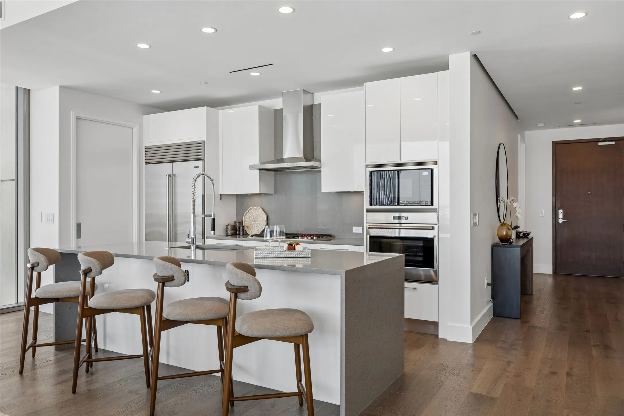 Condominium For Sale in Collin County , 7901 Windrose Avenue 1403, Plano, Texas 75024, 2 Bedroom, 3 Bathroom, 2 Garage spaces, 1,834 Sqft, built in 2019, mls#21409172, Real Estate Agent in Plano, Homes For Sale in Collin county, Homes For Sale in Plano, Realtor in Plano Texas, Real Estate Brokerage Independent Realty Texas, Luminita Cordes Realtor