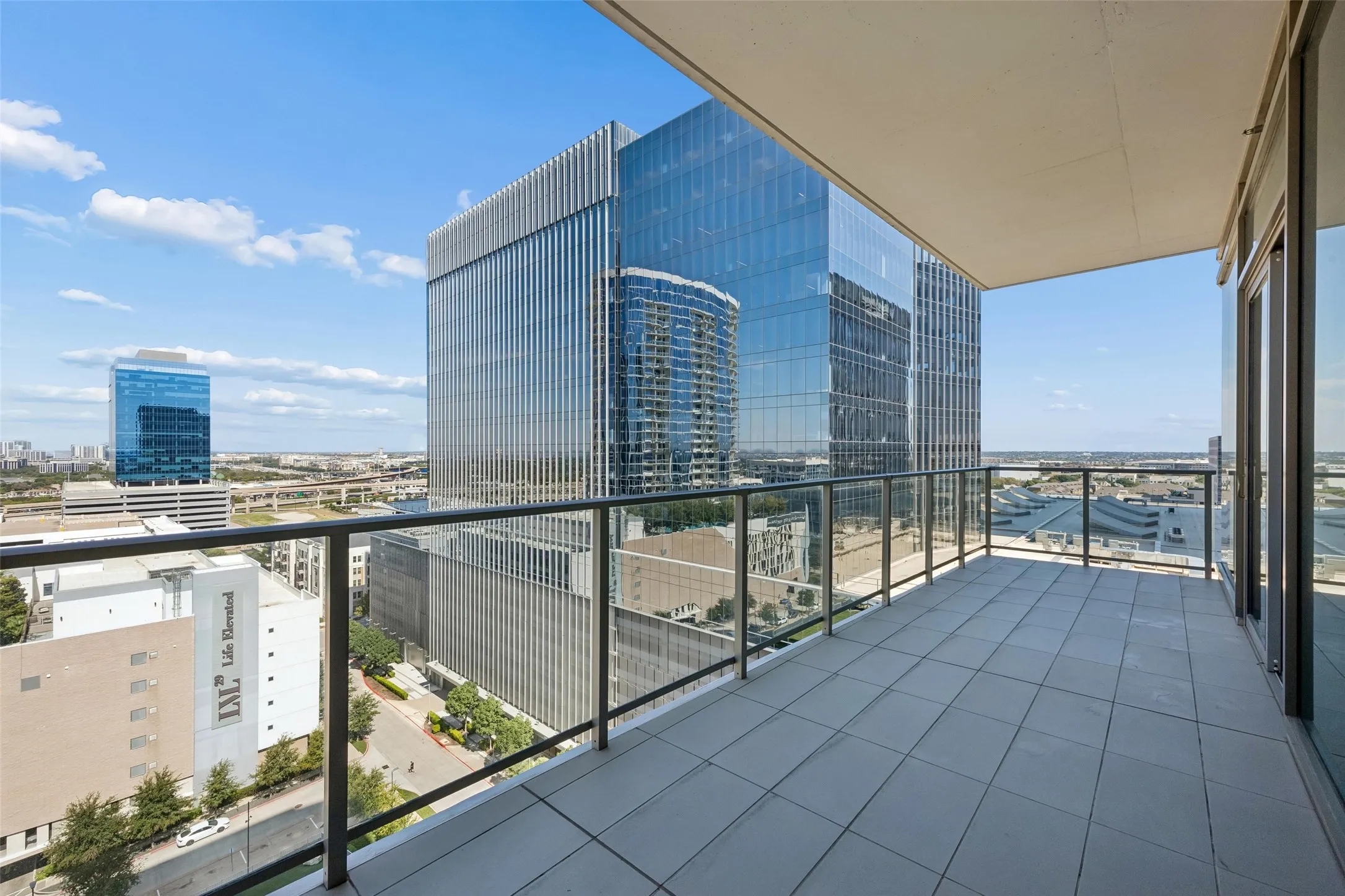 Condominium For Sale in Collin County , 7901 Windrose Avenue 1403, Plano, Texas 75024, 2 Bedroom, 3 Bathroom, 2 Garage spaces, 1,834 Sqft, built in 2019, mls#21409172, Real Estate Agent in Plano, Homes For Sale in Collin county, Homes For Sale in Plano, Realtor in Plano Texas, Real Estate Brokerage Independent Realty Texas, Luminita Cordes Realtor