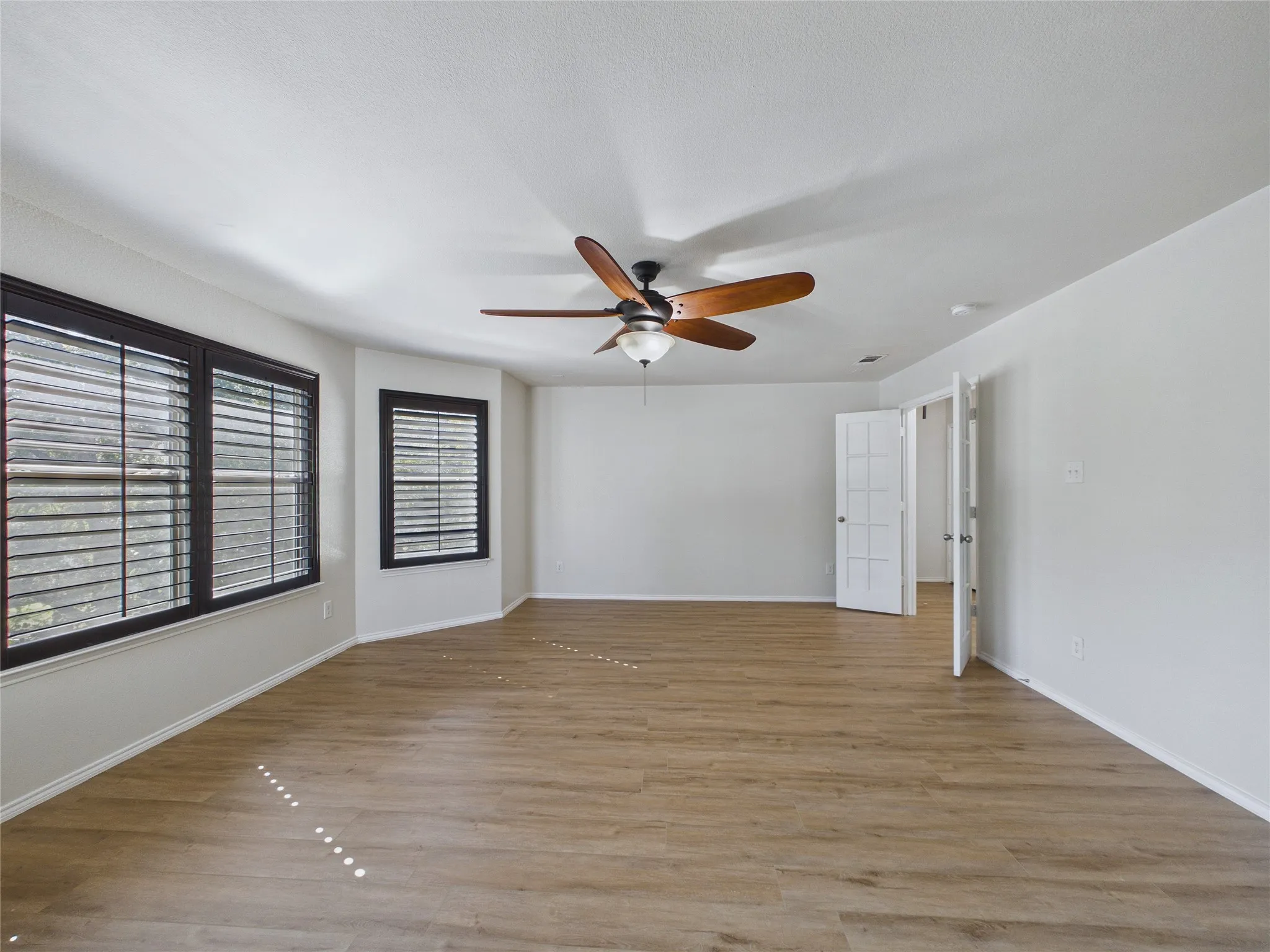 Single Family Residence For Sale in Denton County , 10024 Concord Drive, Providence Village, Texas 76227, 5 Bedroom, 3 Bathroom, 2 Garage spaces, 3,995 Sqft, built in 2012, mls#21409174, Real Estate Agent in Providence Village, Homes For Sale in Denton county, Homes For Sale in Providence Village, Realtor in Providence Village Texas, Real Estate Brokerage Independent Realty Texas, Luminita Cordes Realtor