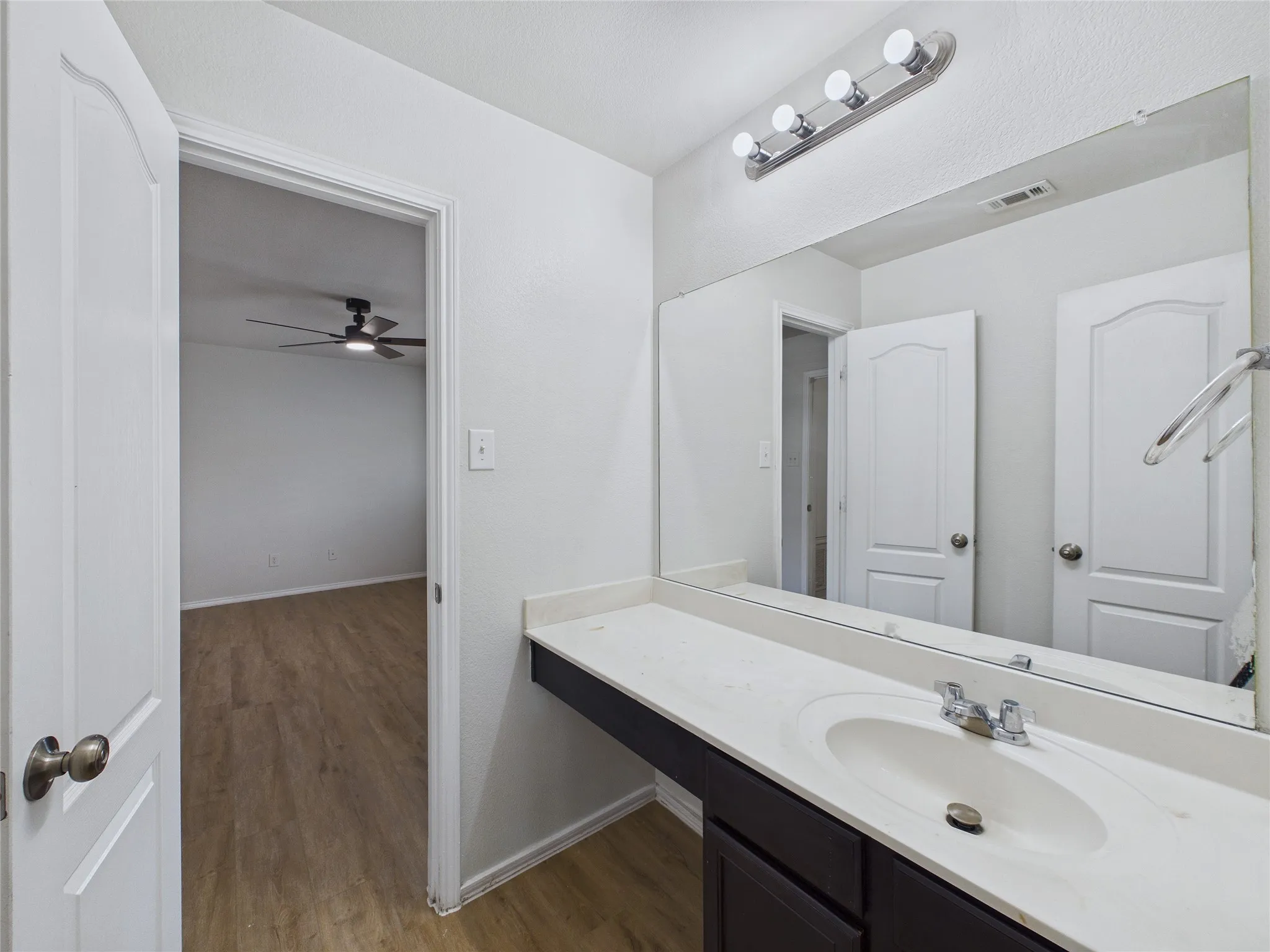 Single Family Residence For Sale in Denton County , 10024 Concord Drive, Providence Village, Texas 76227, 5 Bedroom, 3 Bathroom, 2 Garage spaces, 3,995 Sqft, built in 2012, mls#21409174, Real Estate Agent in Providence Village, Homes For Sale in Denton county, Homes For Sale in Providence Village, Realtor in Providence Village Texas, Real Estate Brokerage Independent Realty Texas, Luminita Cordes Realtor