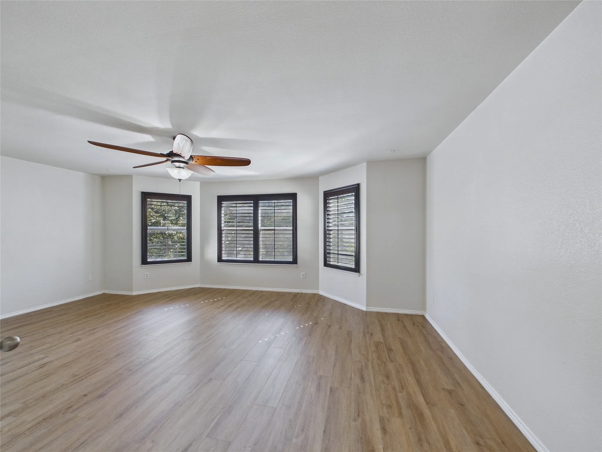 Single Family Residence For Sale in Denton County , 10024 Concord Drive, Providence Village, Texas 76227, 5 Bedroom, 3 Bathroom, 2 Garage spaces, 3,995 Sqft, built in 2012, mls#21409174, Real Estate Agent in Providence Village, Homes For Sale in Denton county, Homes For Sale in Providence Village, Realtor in Providence Village Texas, Real Estate Brokerage Independent Realty Texas, Luminita Cordes Realtor